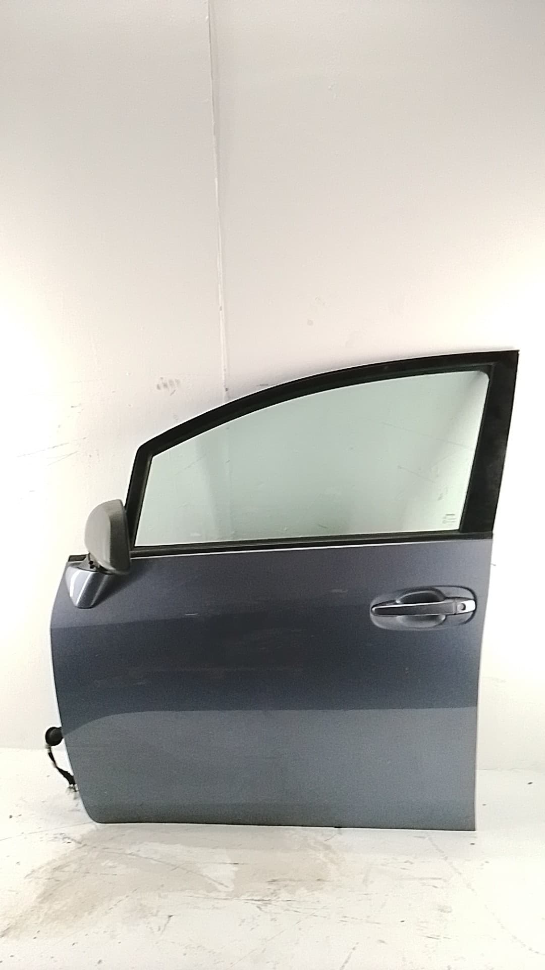 Puerta delantera izquierda TOYOTA VERSO-S
