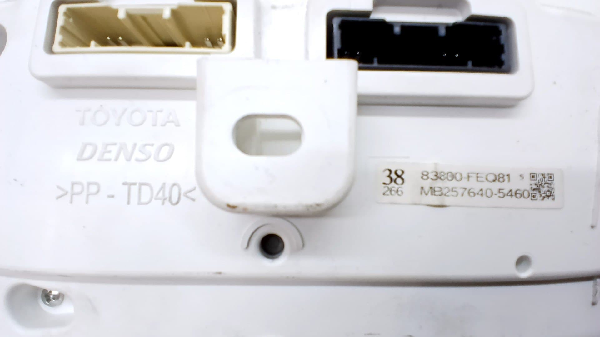 Cuadro instrumentos TOYOTA COROLLA 2