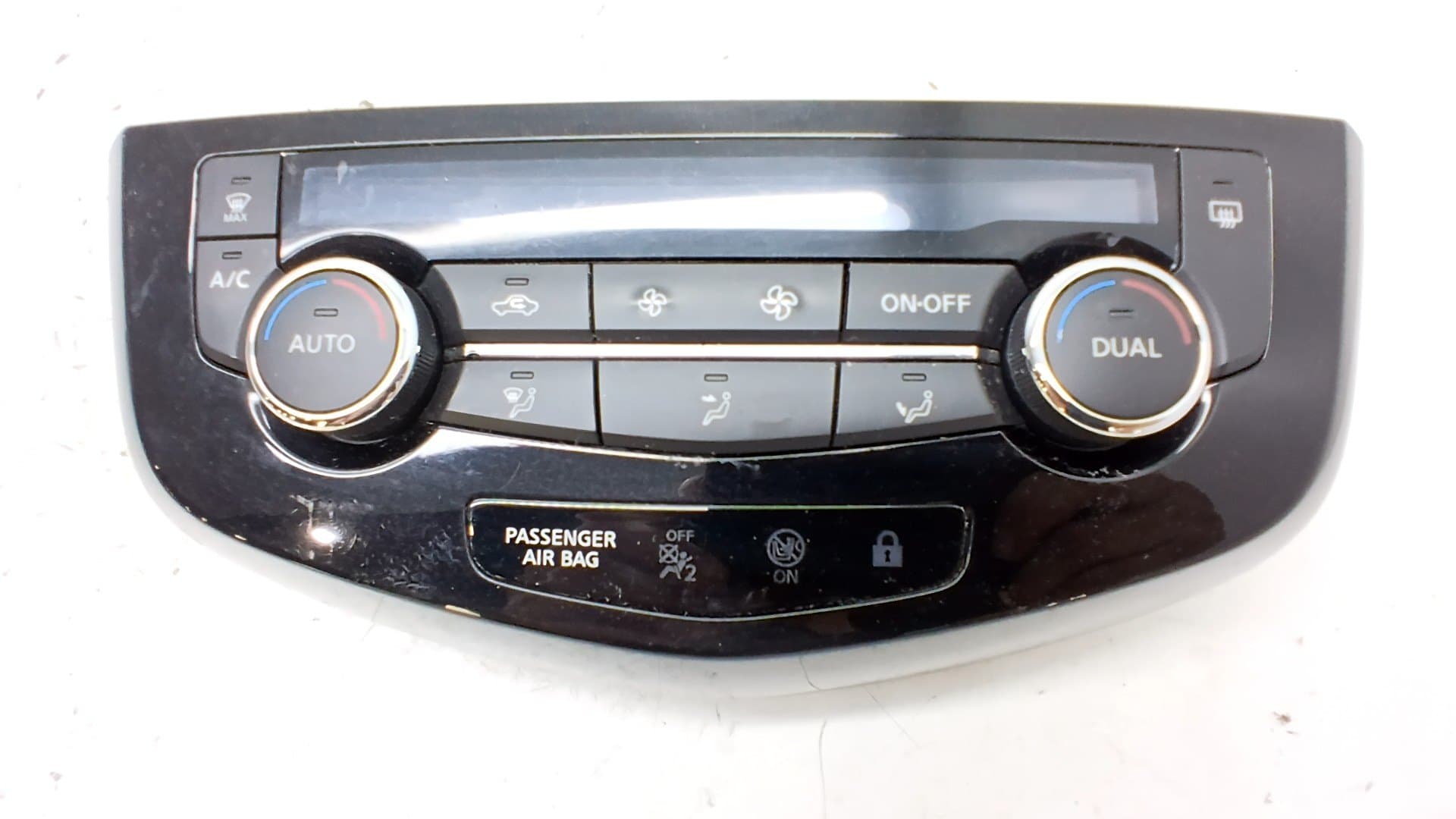 Mando climatizador NISSAN QASHQAI (J11)