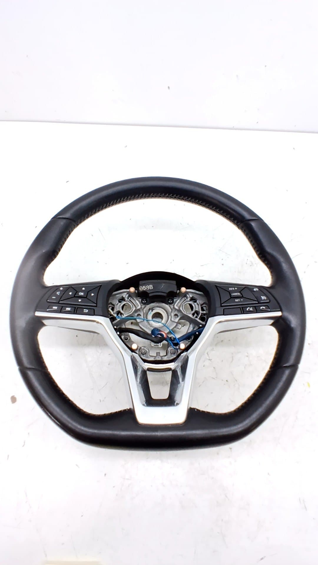 Volante NISSAN QASHQAI (J11)