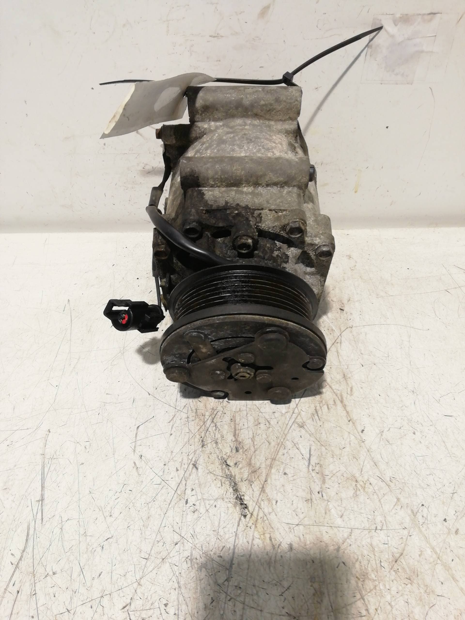 Recambio FORD FOCUS BERLINA (CAK) ref. YS4H19D629AB 3
