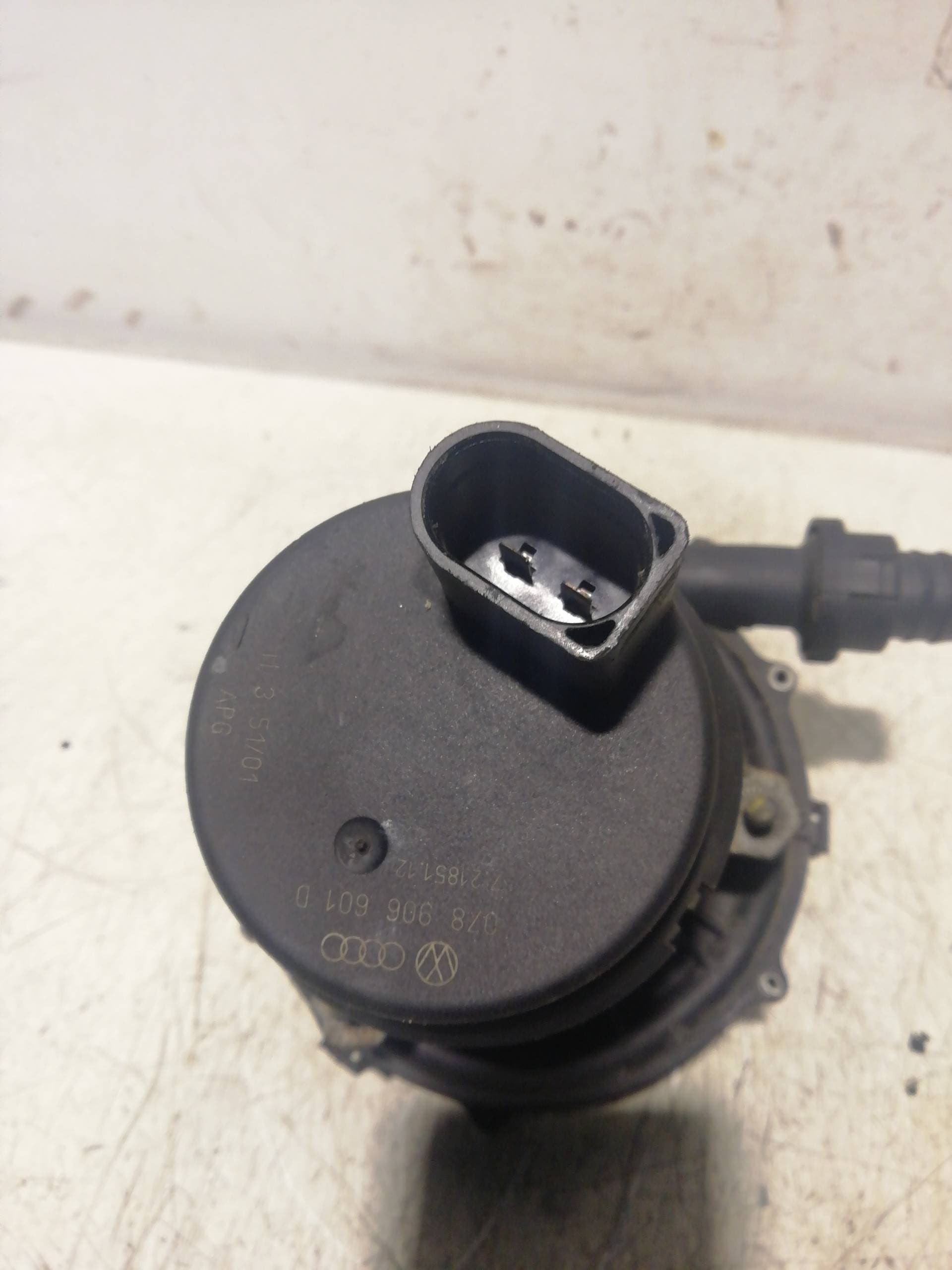 Valvula aire adicional AUDI A3 (8L) 3