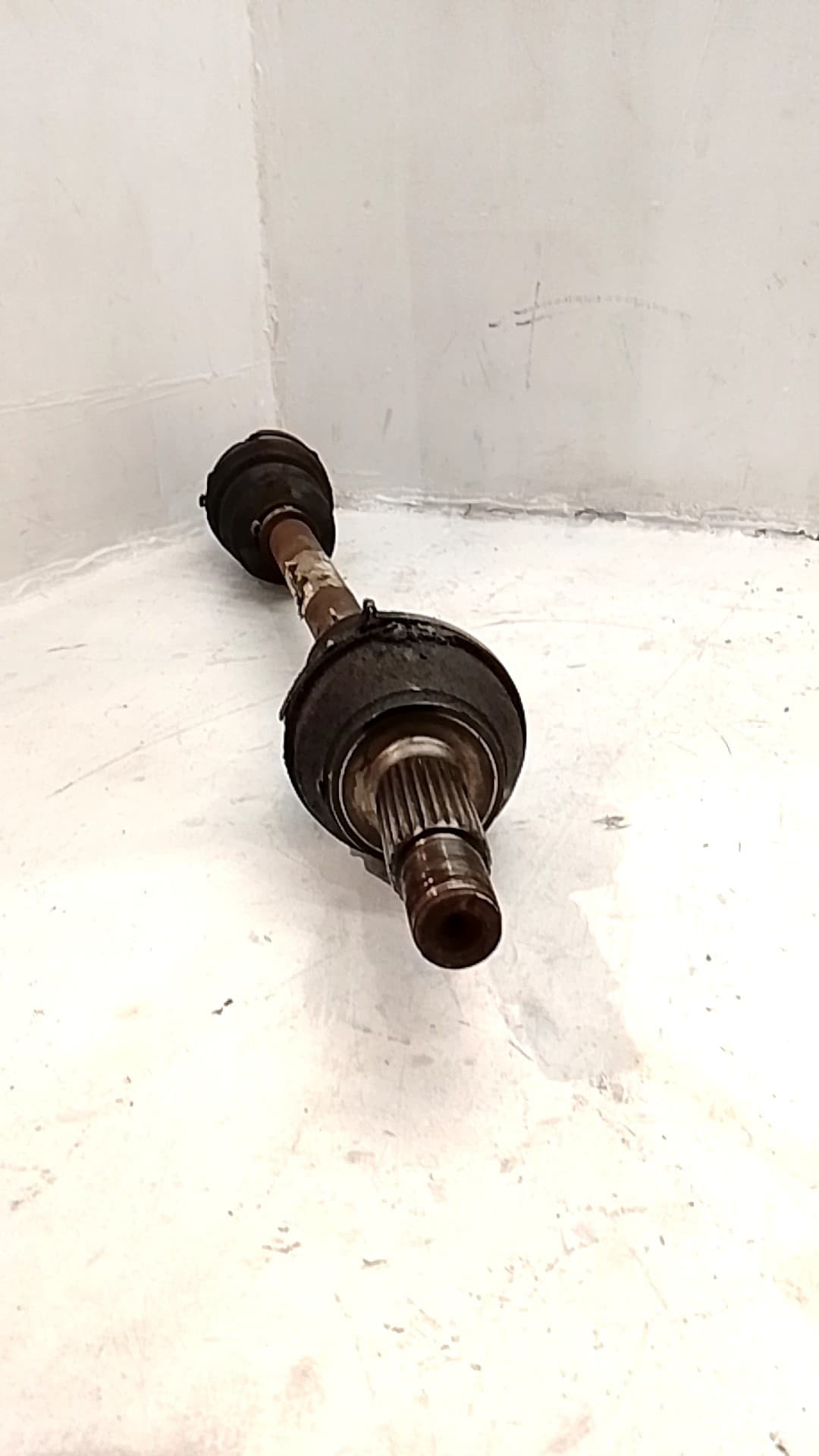 Transmision delantera izquierda FORD FIESTA VI VAN 3