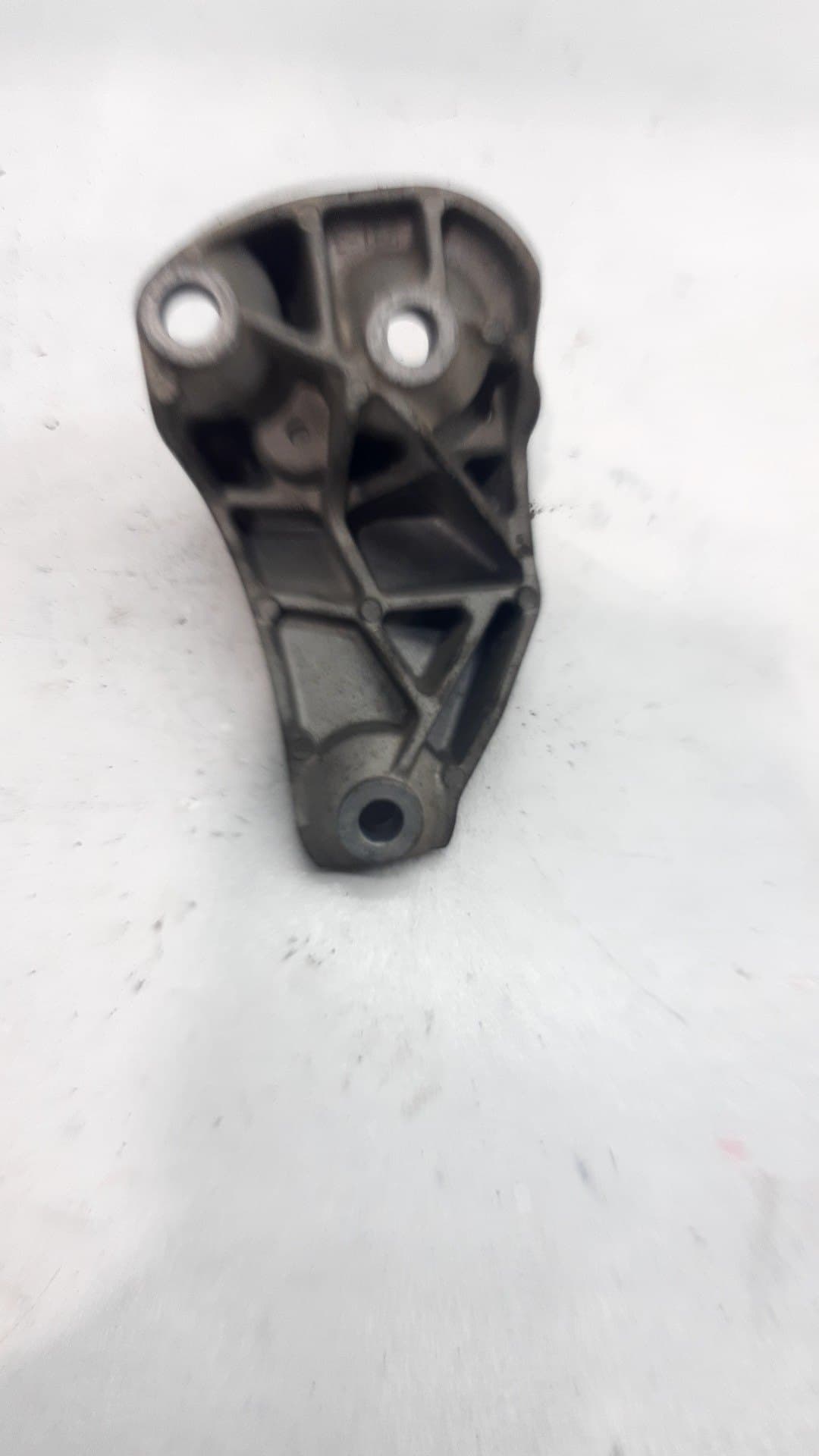 Soporte motor FORD FIESTA VI VAN 2