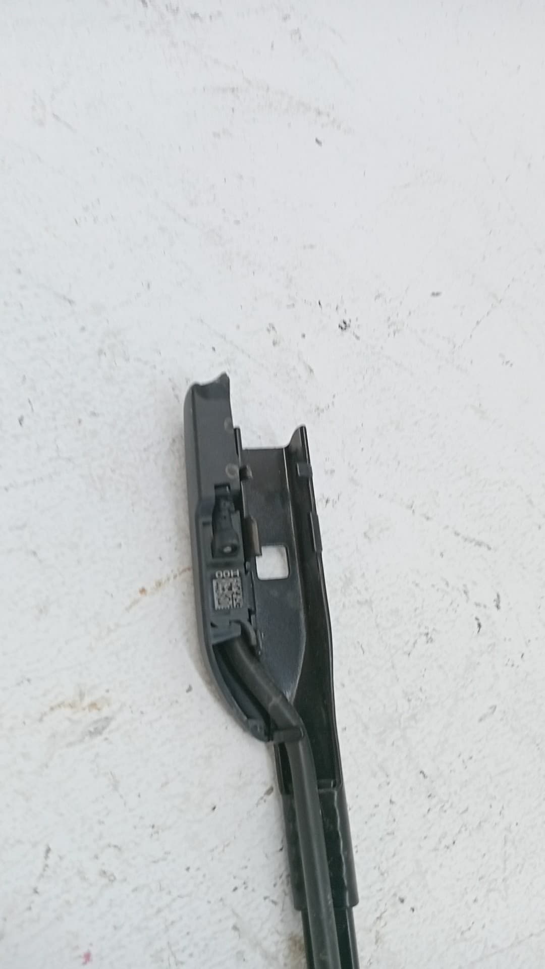 Brazo limpia delantero derecho TESLA MODEL 3 2