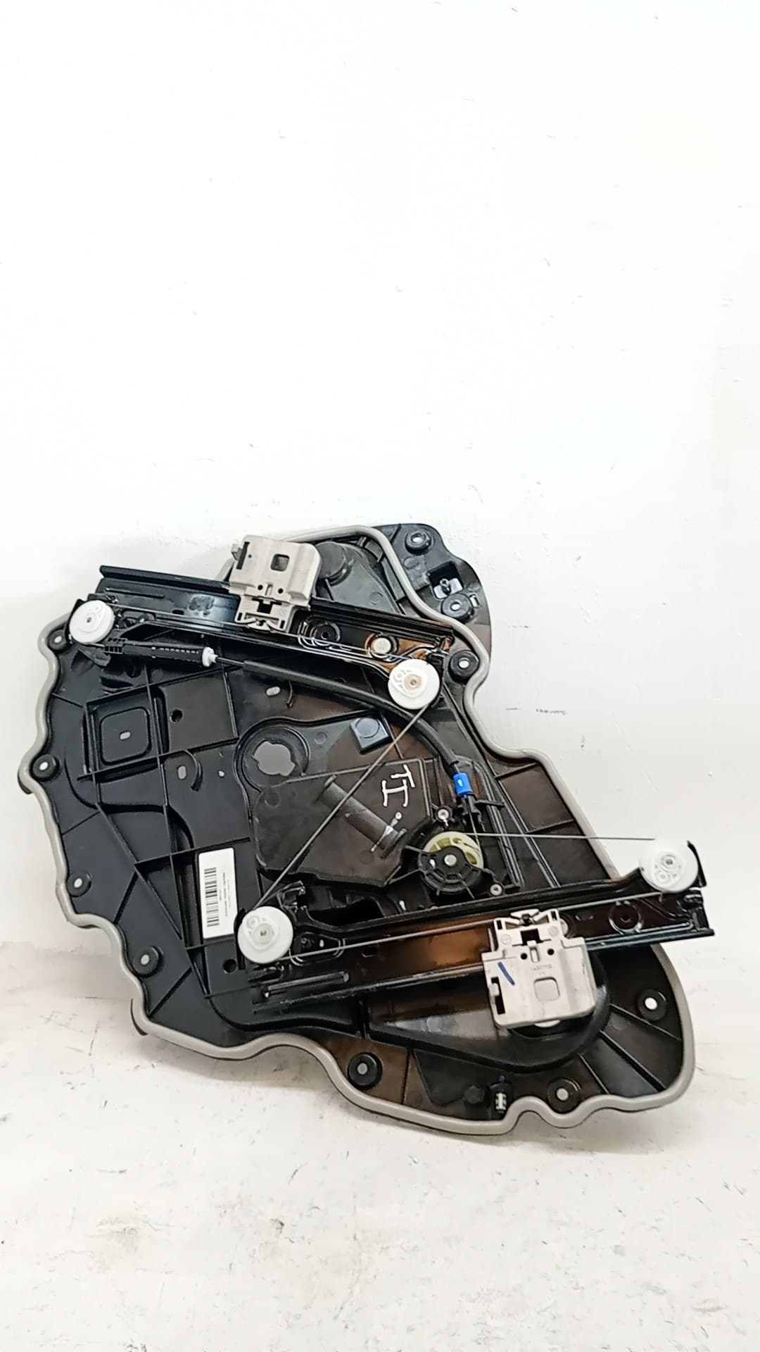 Elevalunas trasero izquierdo TESLA MODEL 3