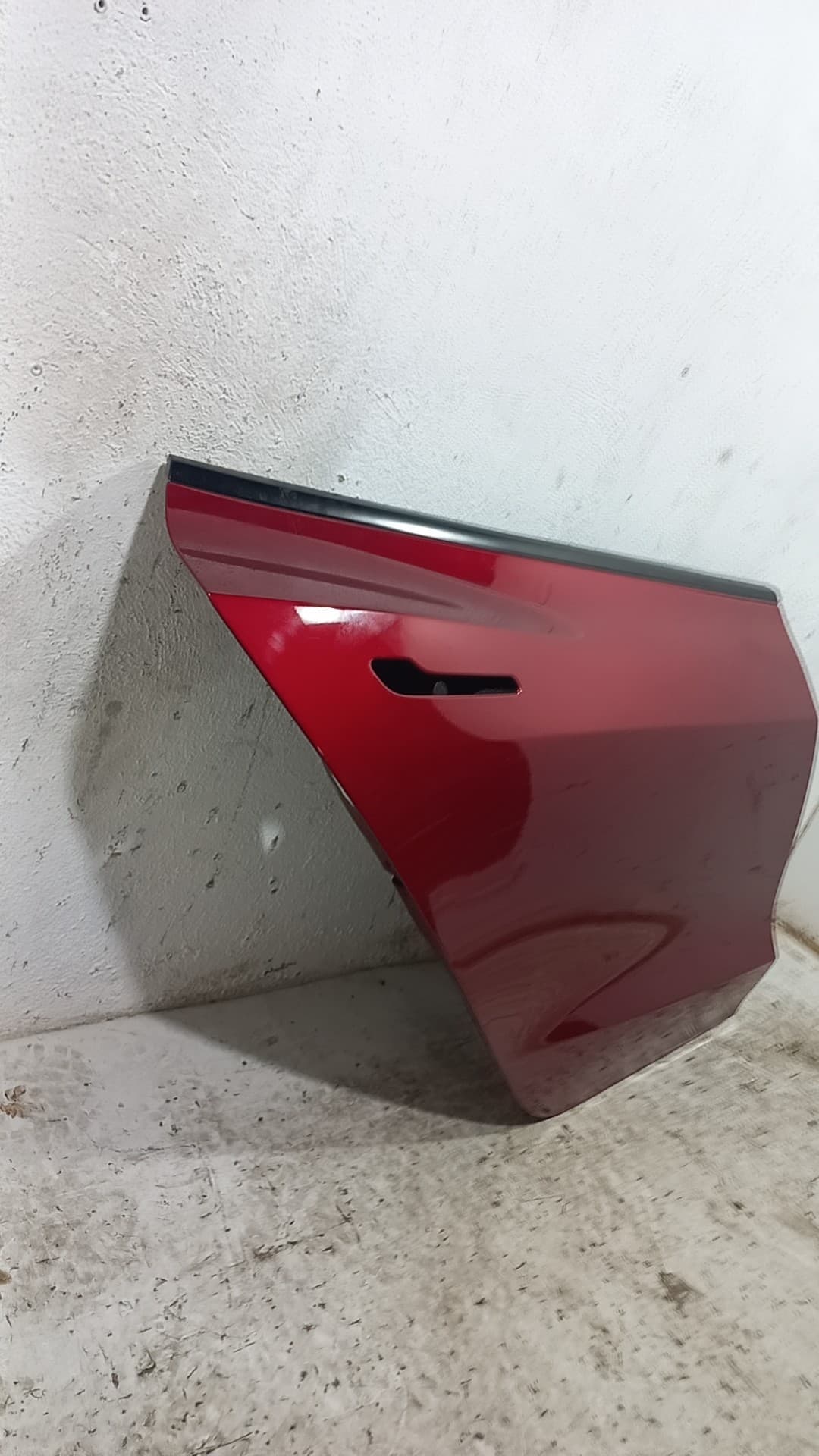 Puerta trasera derecha TESLA MODEL 3 4