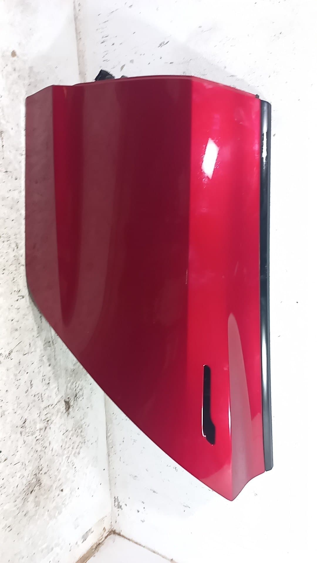 Puerta trasera izquierda TESLA MODEL 3