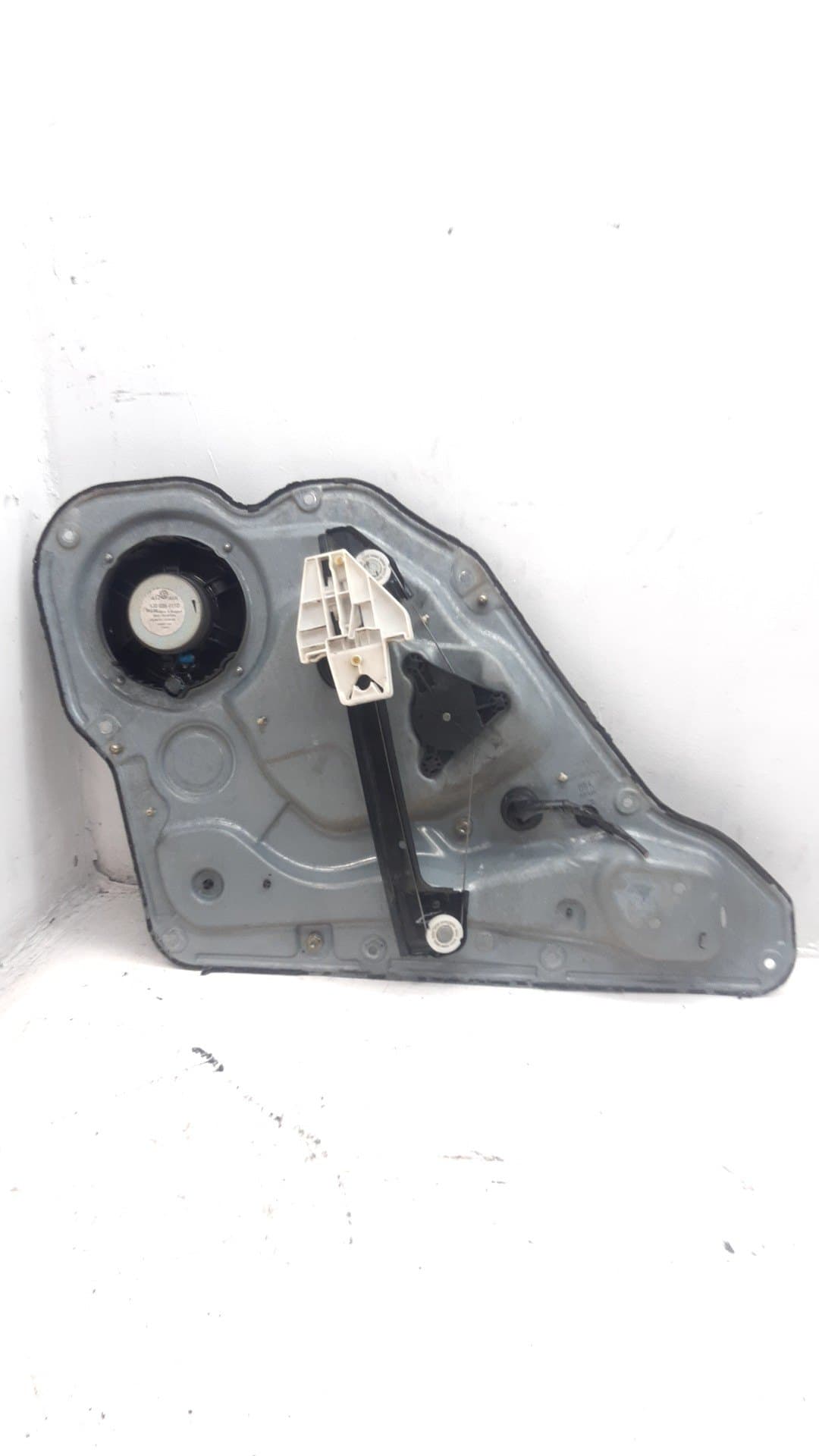 Elevalunas trasero derecho SEAT LEON (1M1)