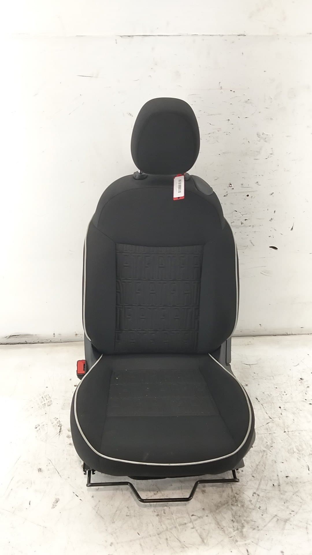 Asiento delantero izquierdo FIAT 500E
