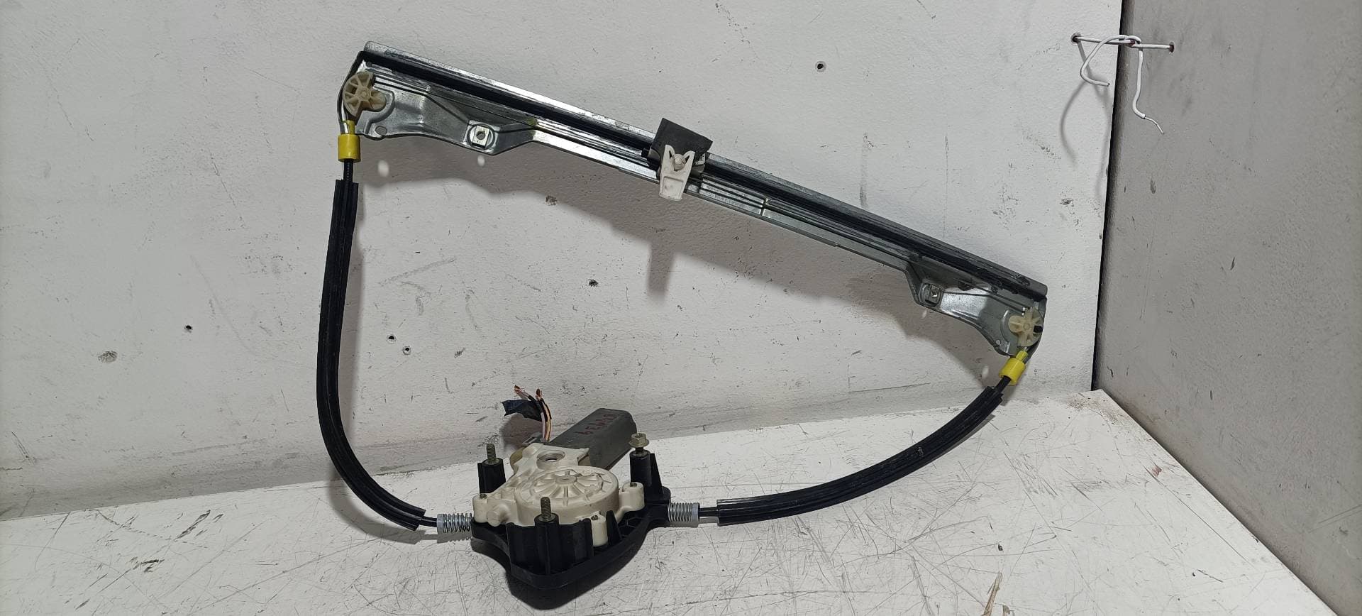 Elevalunas delantero derecho RENAULT CLIO II FASE II (B/CB0)