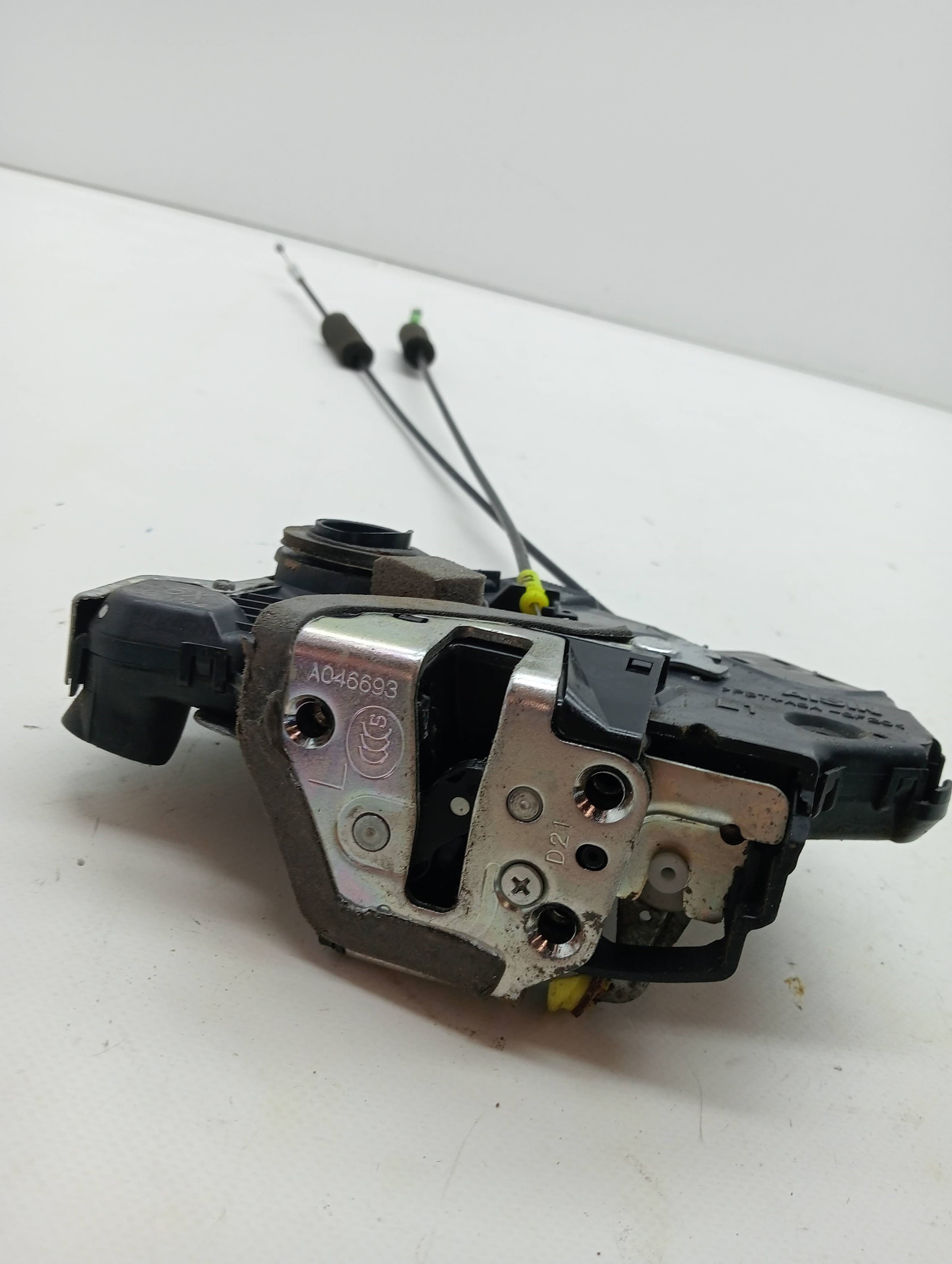 Cerradura puerta delantera izquierda SUZUKI KIZASHI A6B 2