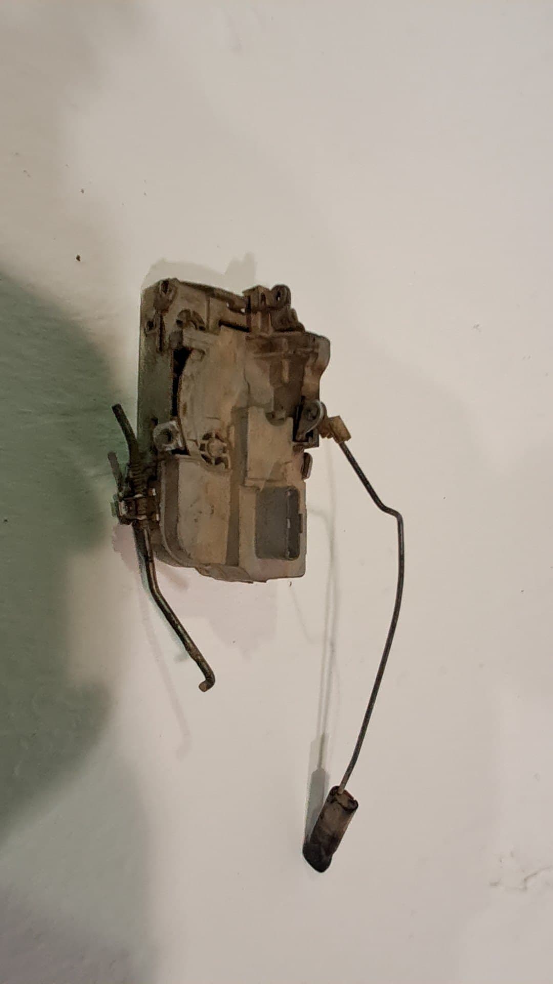 Cerradura puerta delantera izquierda CITROEN BERLINGO 3