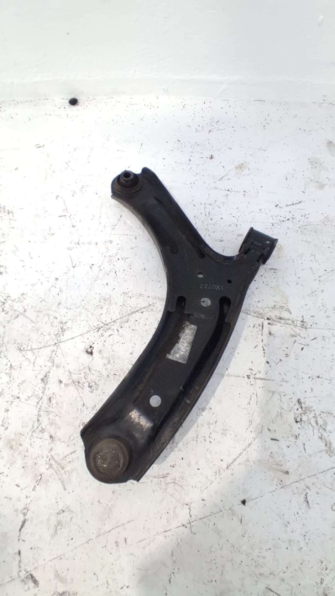 Brazo suspension inferior delantero derecho DACIA SPRING