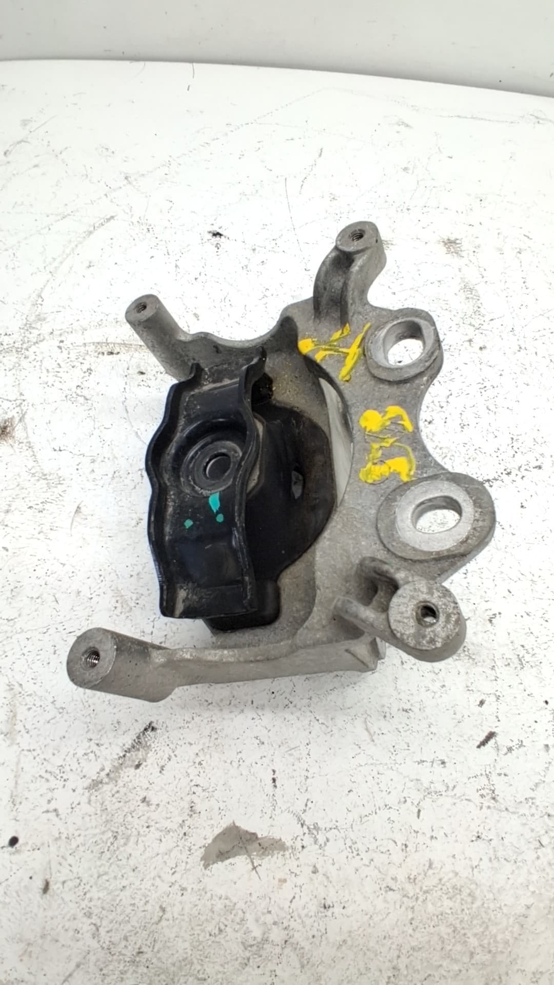 Soporte motor DACIA SPRING