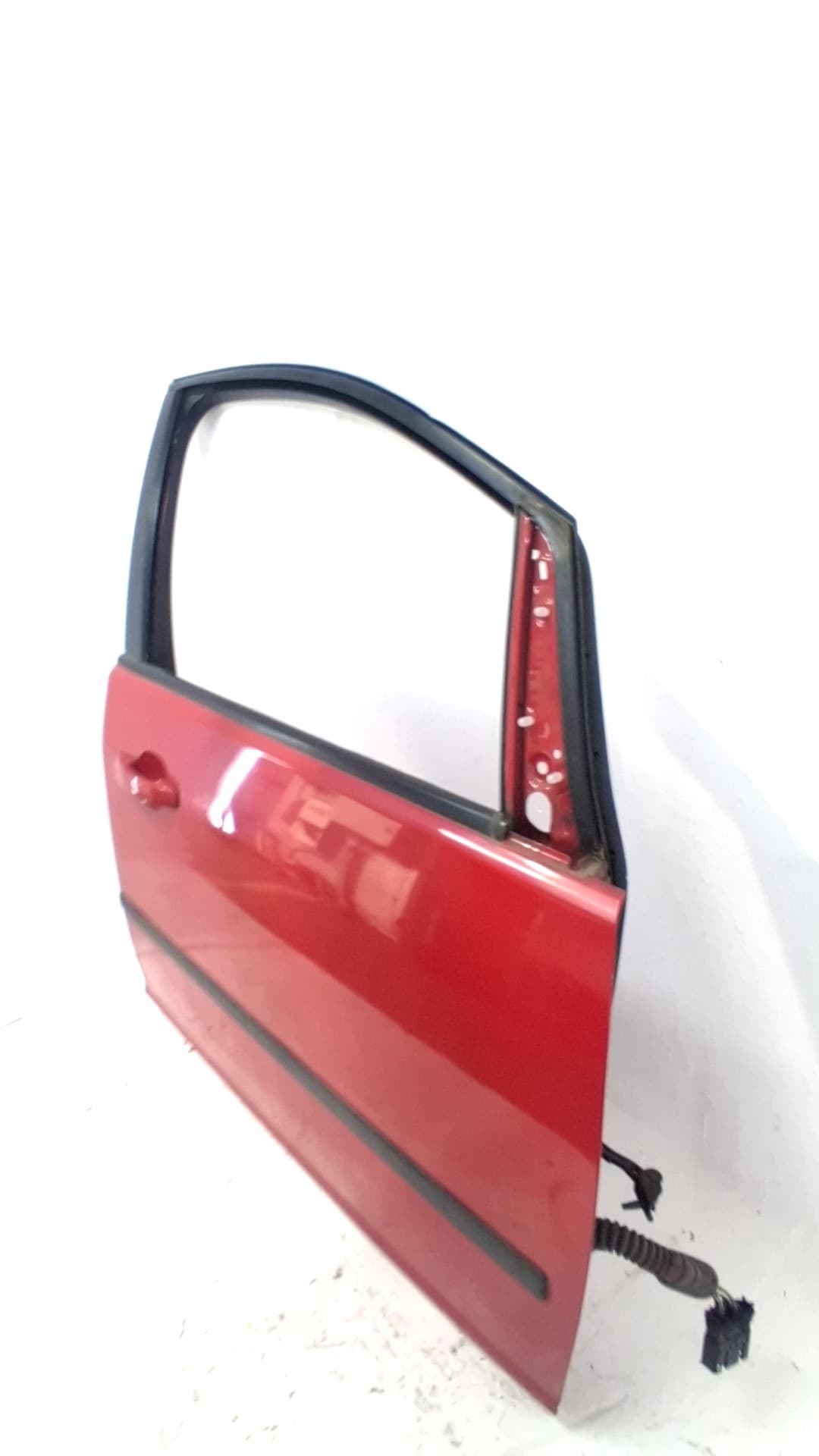 Puerta delantera derecha FORD FOCUS BERLINA (CAP) 2