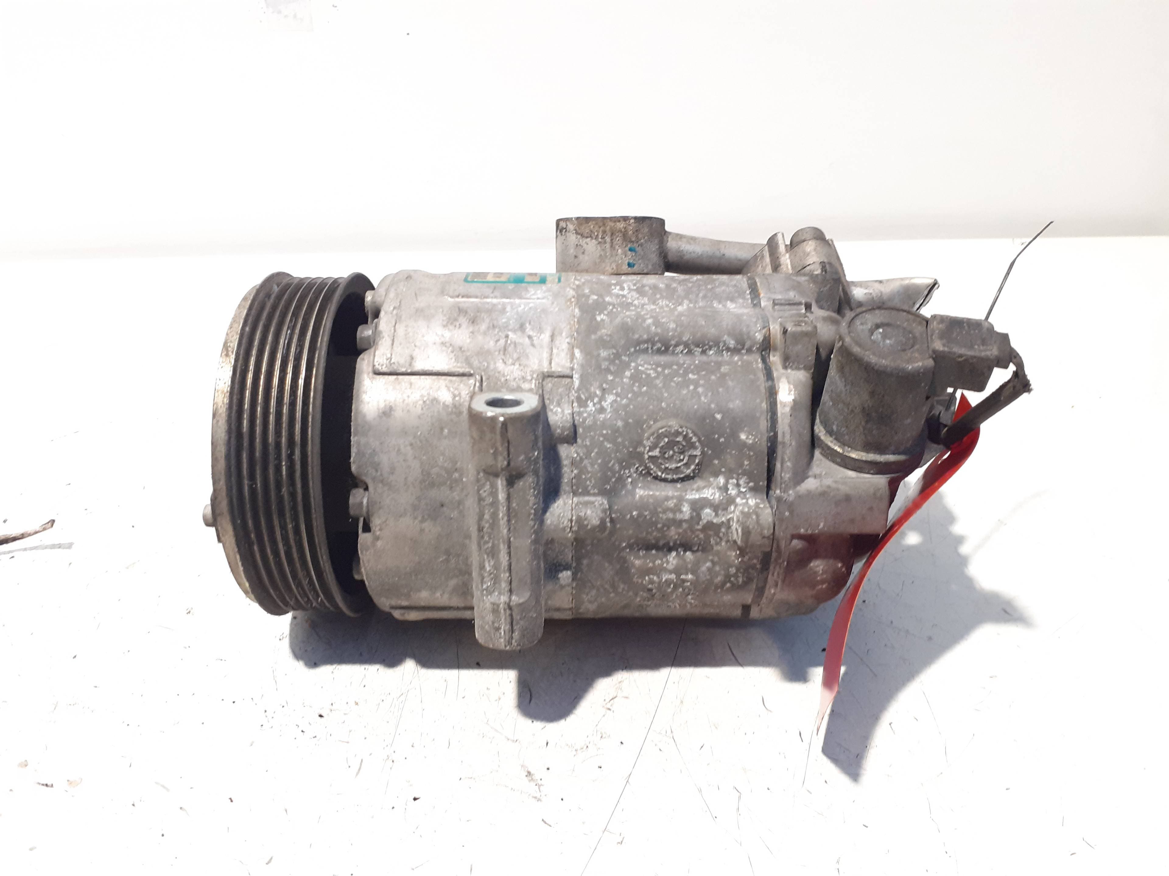 Recambio SEAT IBIZA (6L1) ref. 6Q0820803H 4