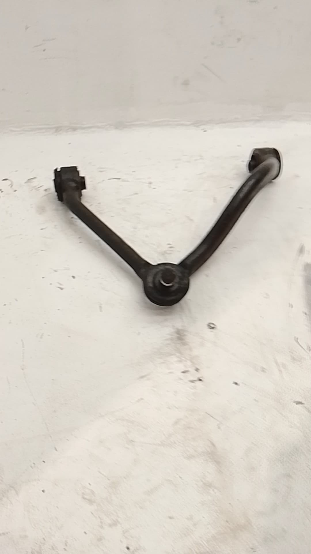 Brazo suspension inferior delantero izquierdo KIA SORENTO 2