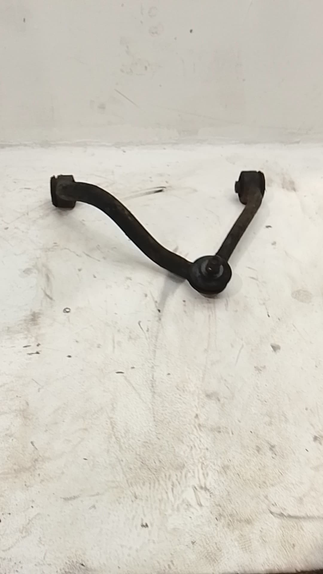 Brazo suspension superior delantero derecho KIA SORENTO 2