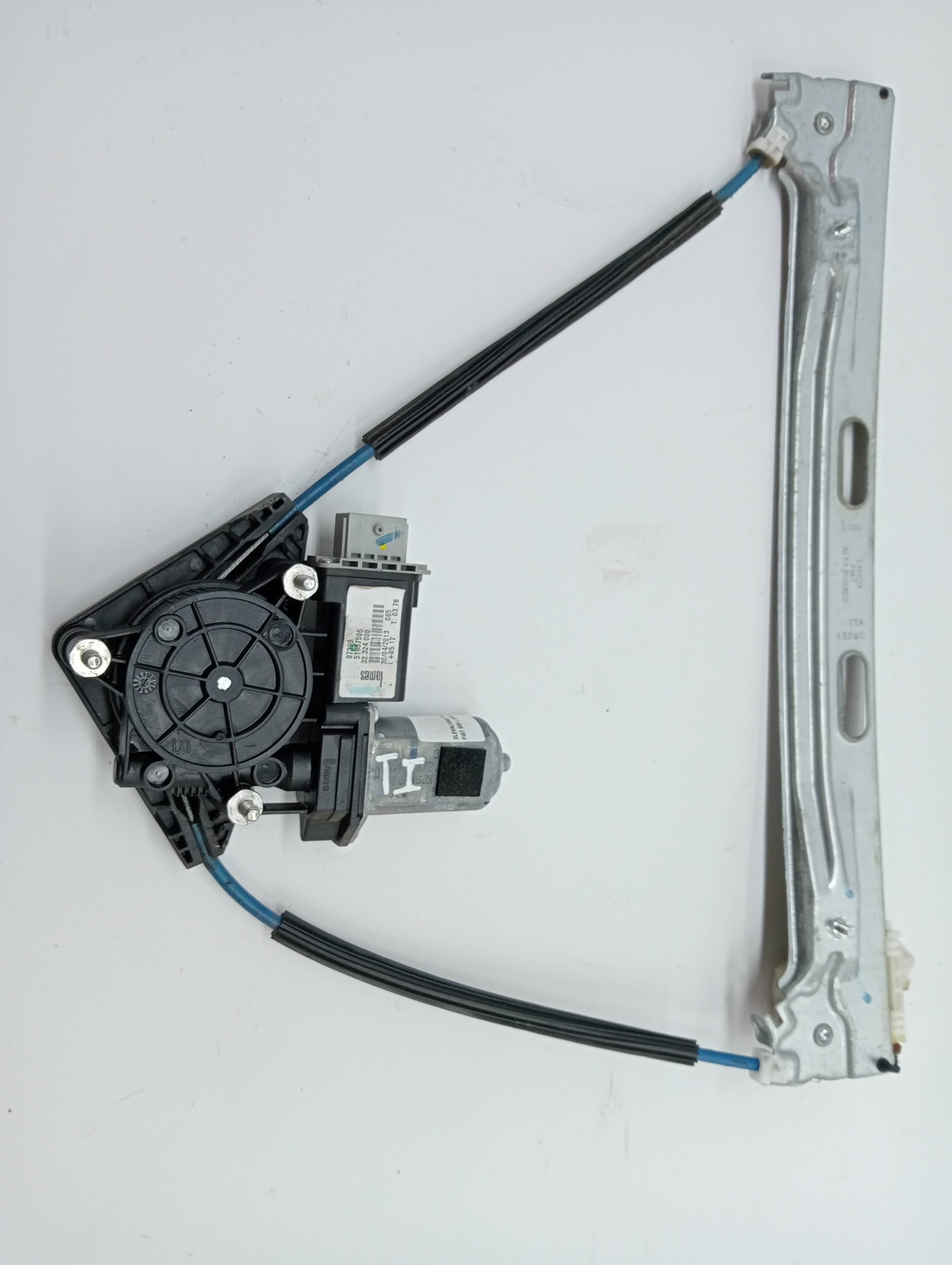 Elevalunas trasero izquierdo FIAT 500 L (330) 2