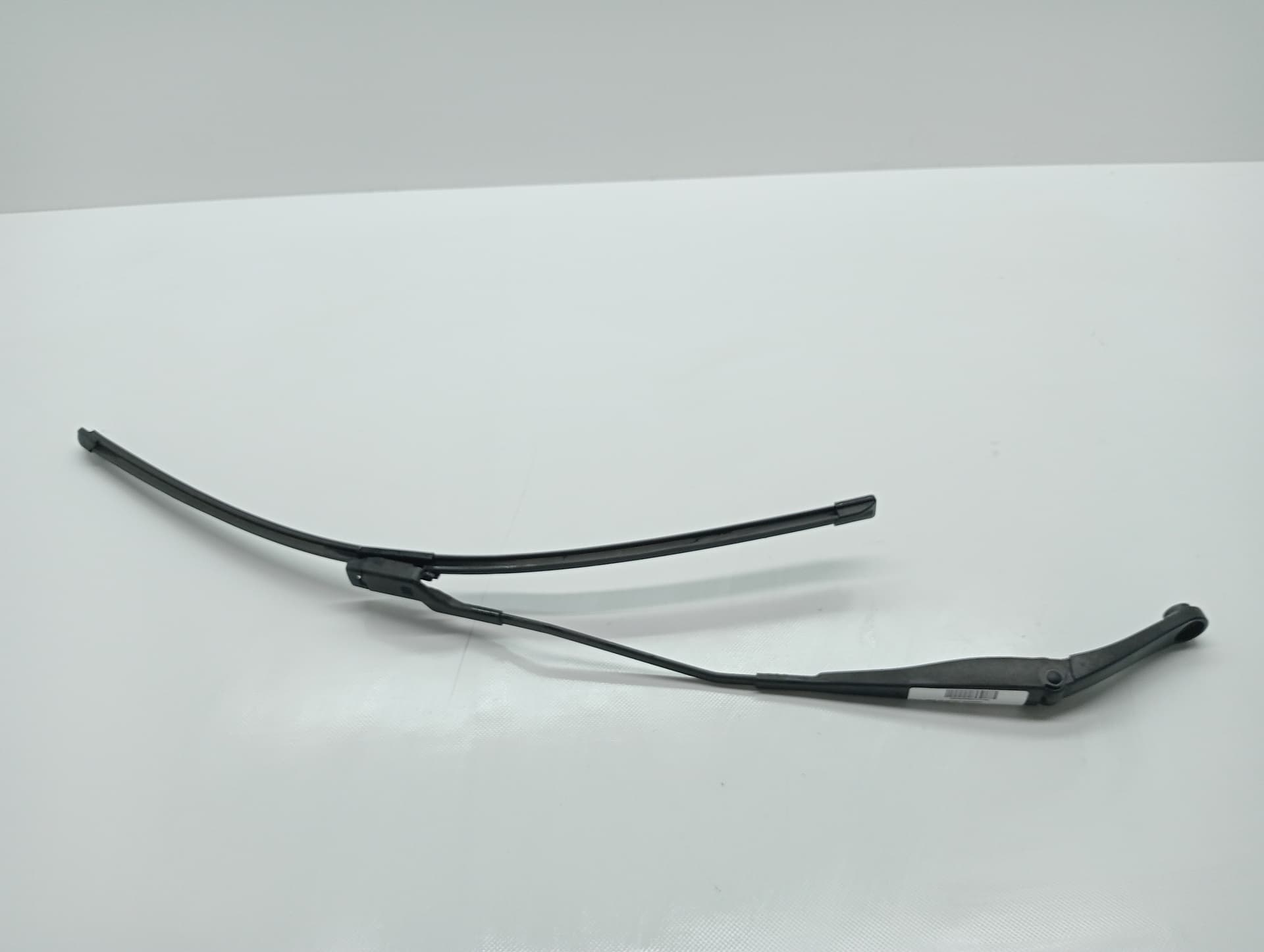 Brazo limpia delantero izquierdo FIAT 500 L (330)