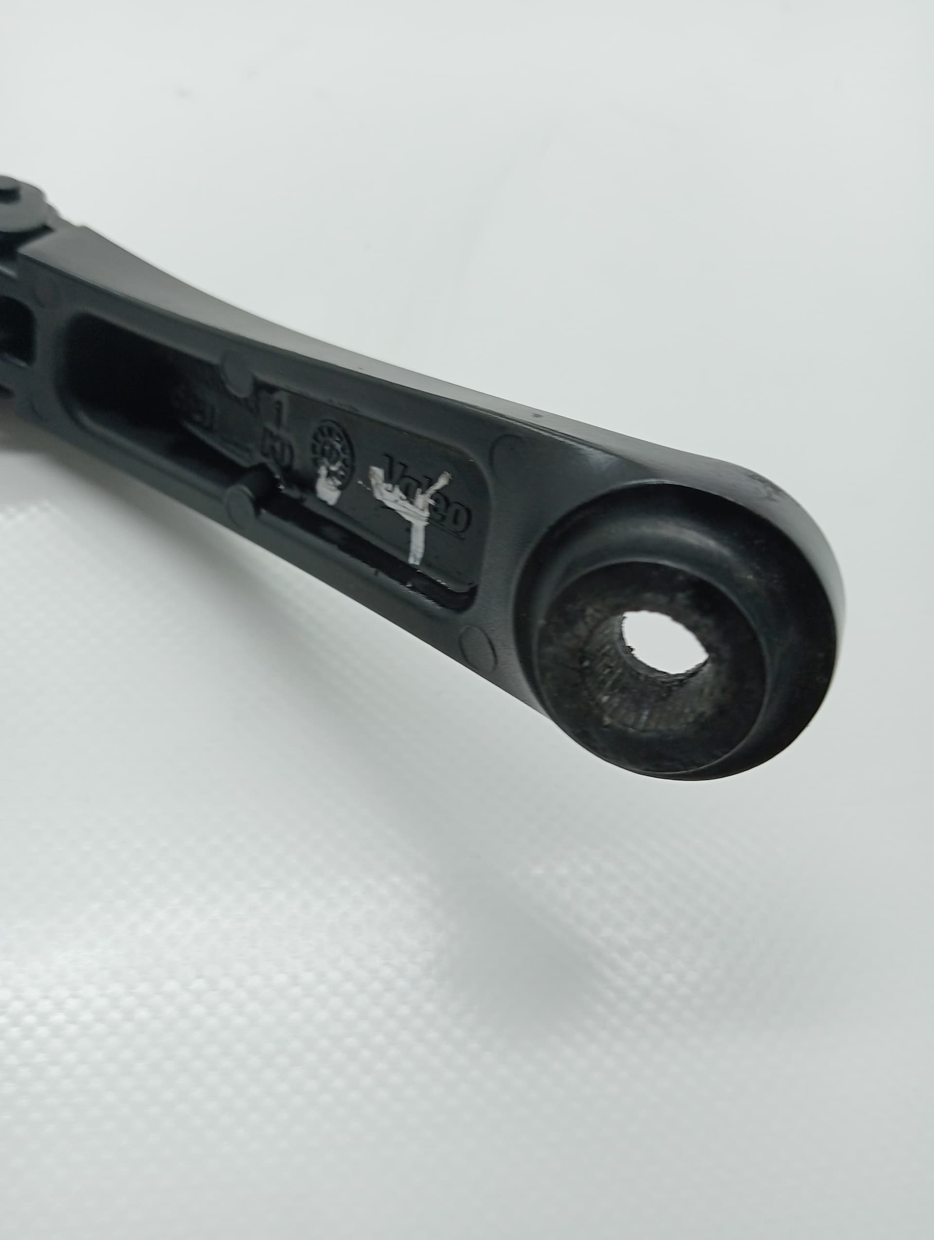 Brazo limpia delantero izquierdo FIAT 500 L (330) 2