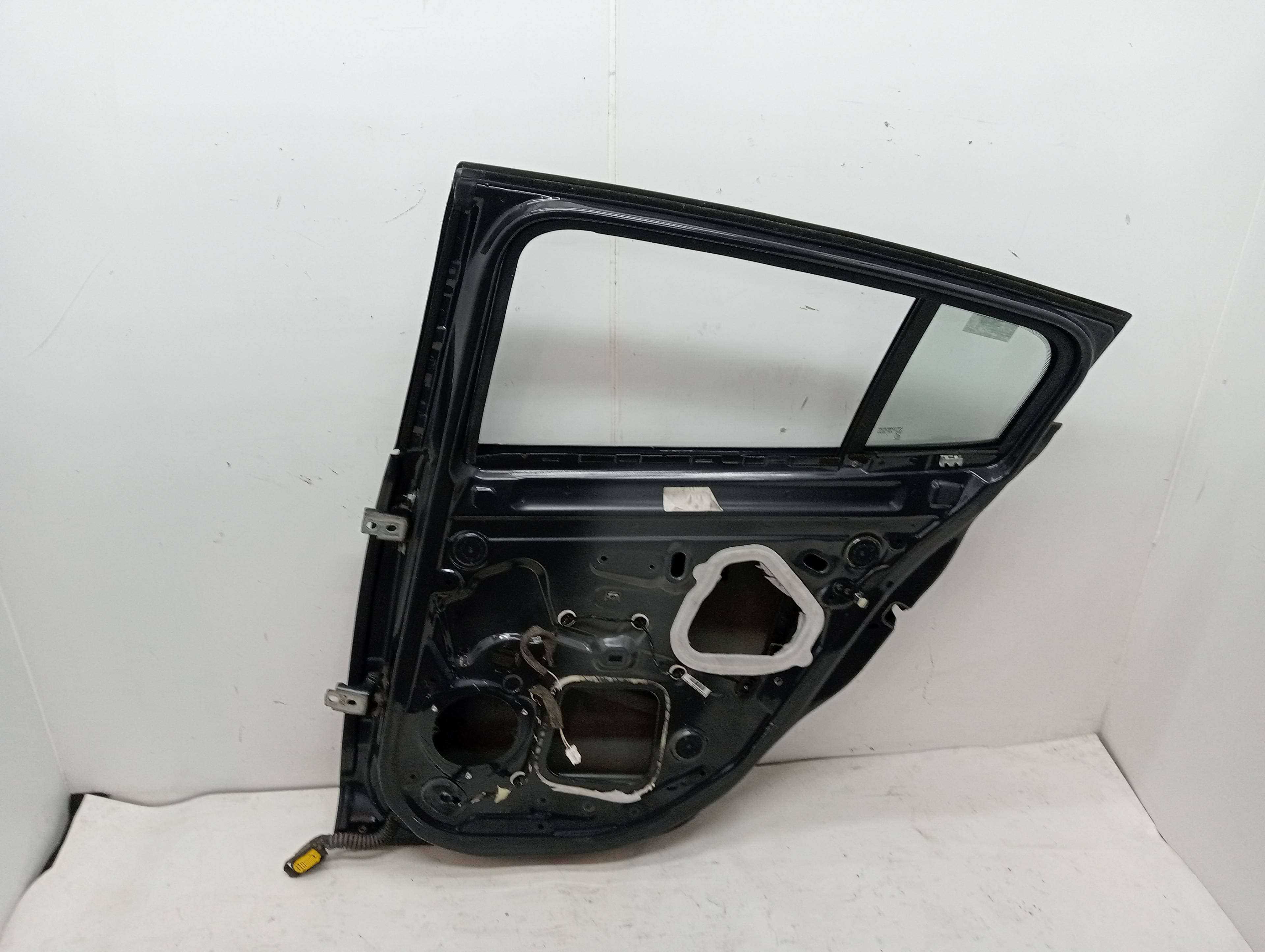 Puerta trasera derecha RENAULT MEGANE III BERLINA 5 P 2