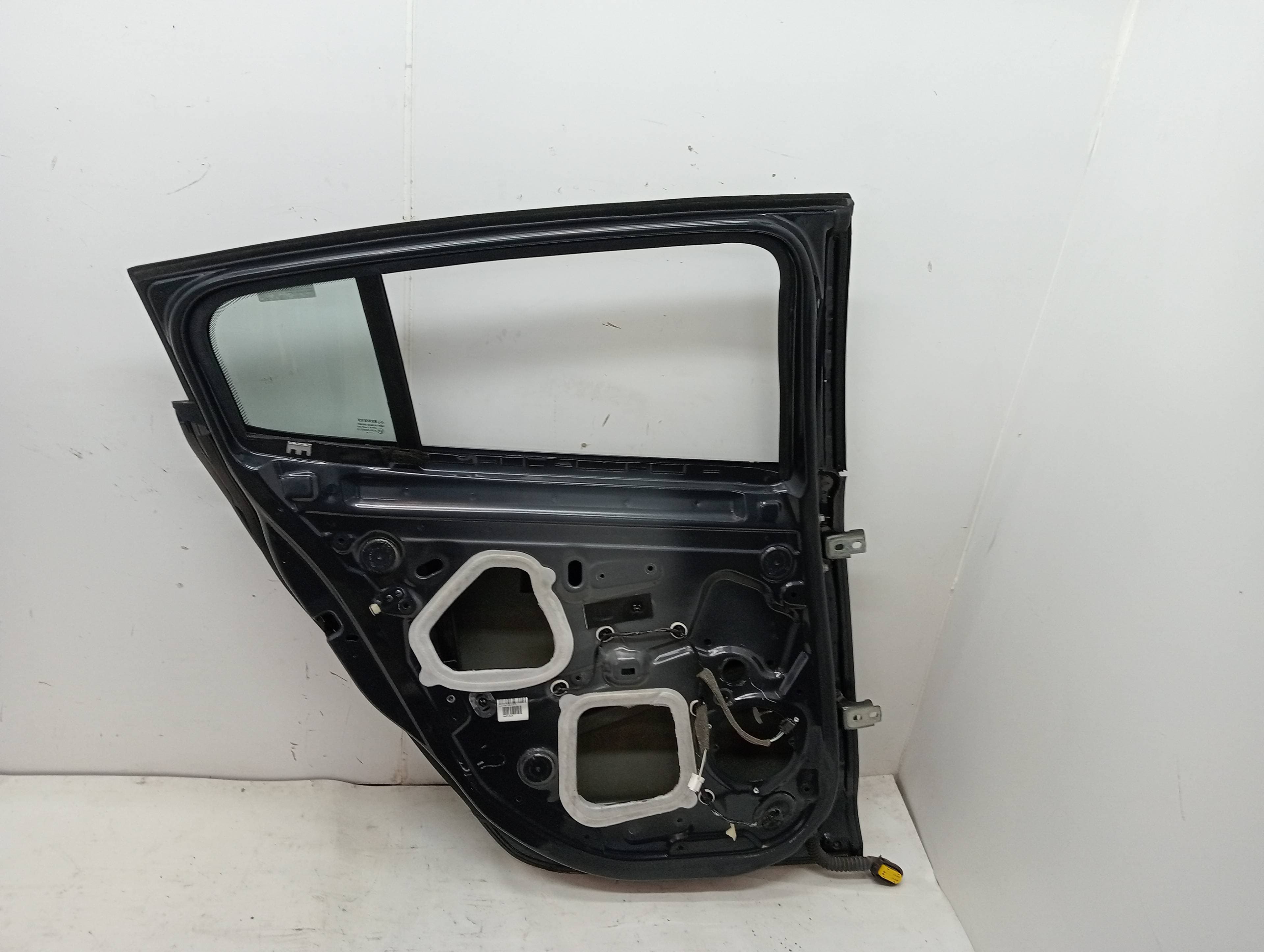 Puerta trasera izquierda RENAULT MEGANE III BERLINA 5 P 2