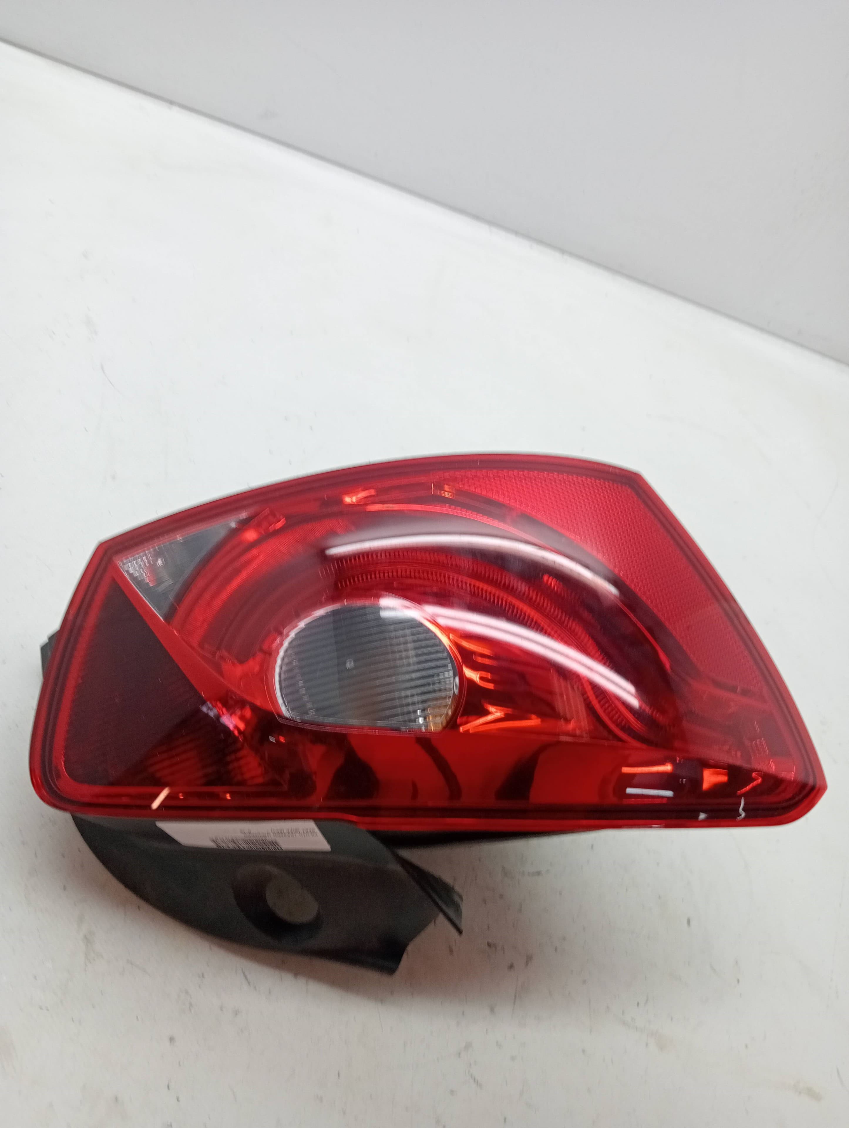 Piloto trasero izquierdo SEAT IBIZA (6P1) 2