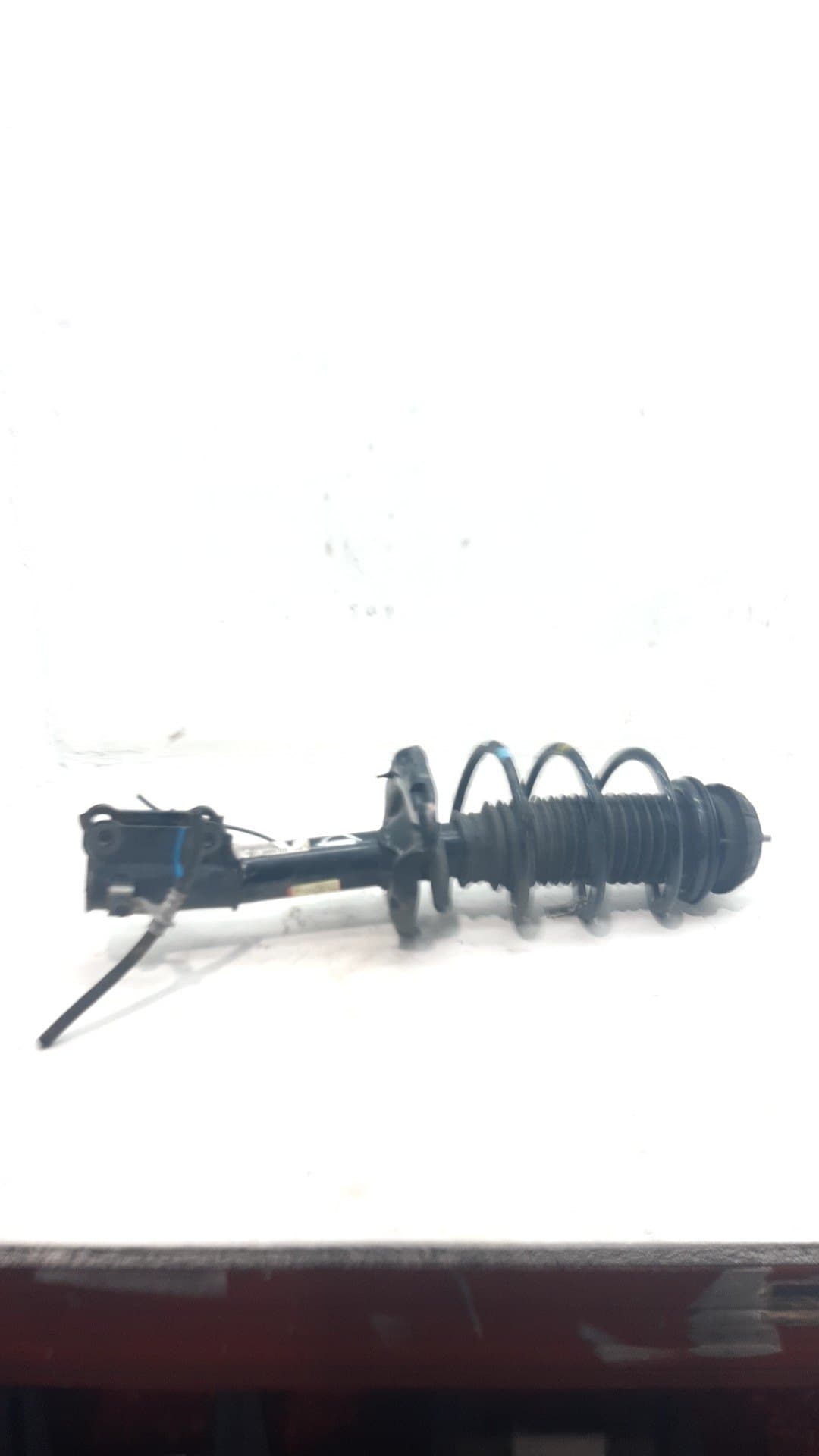 Amortiguador delantero derecho KIA STONIC 3