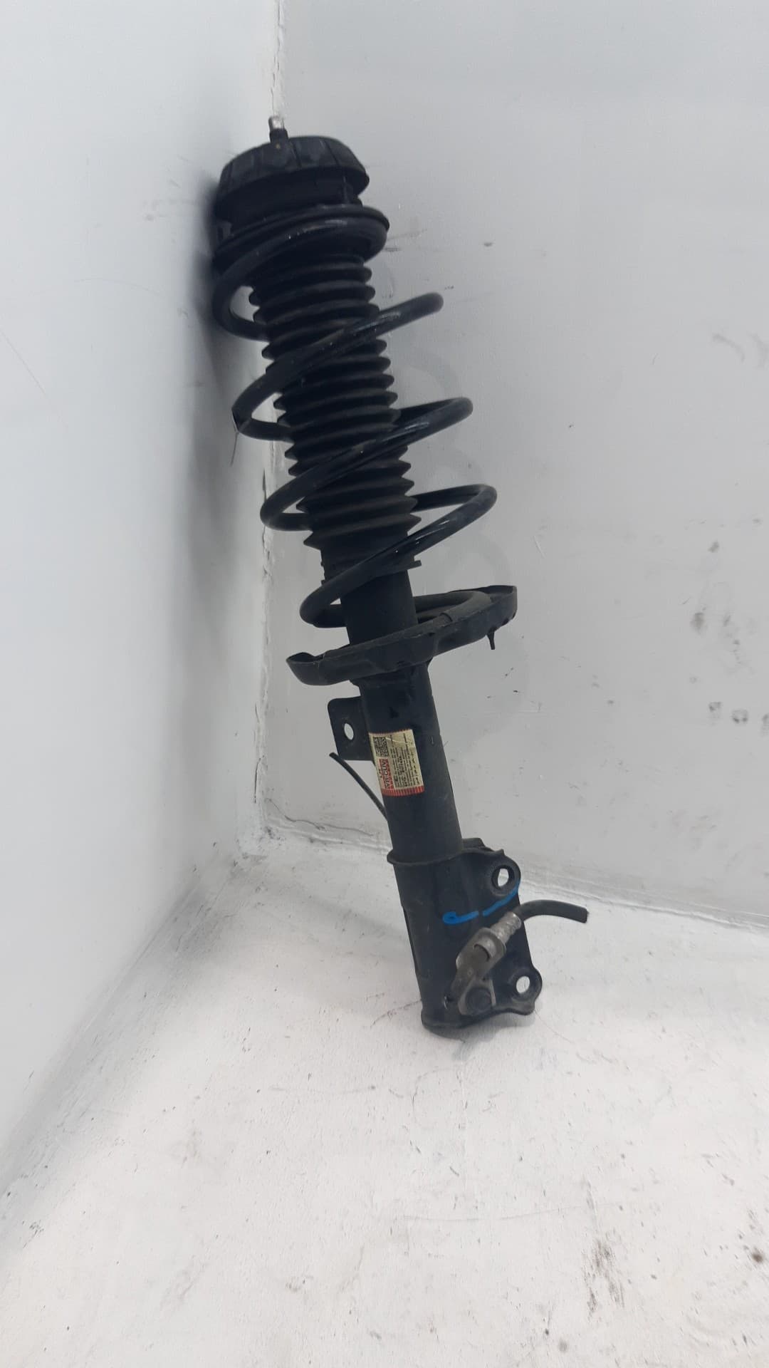 Amortiguador delantero izquierdo KIA STONIC