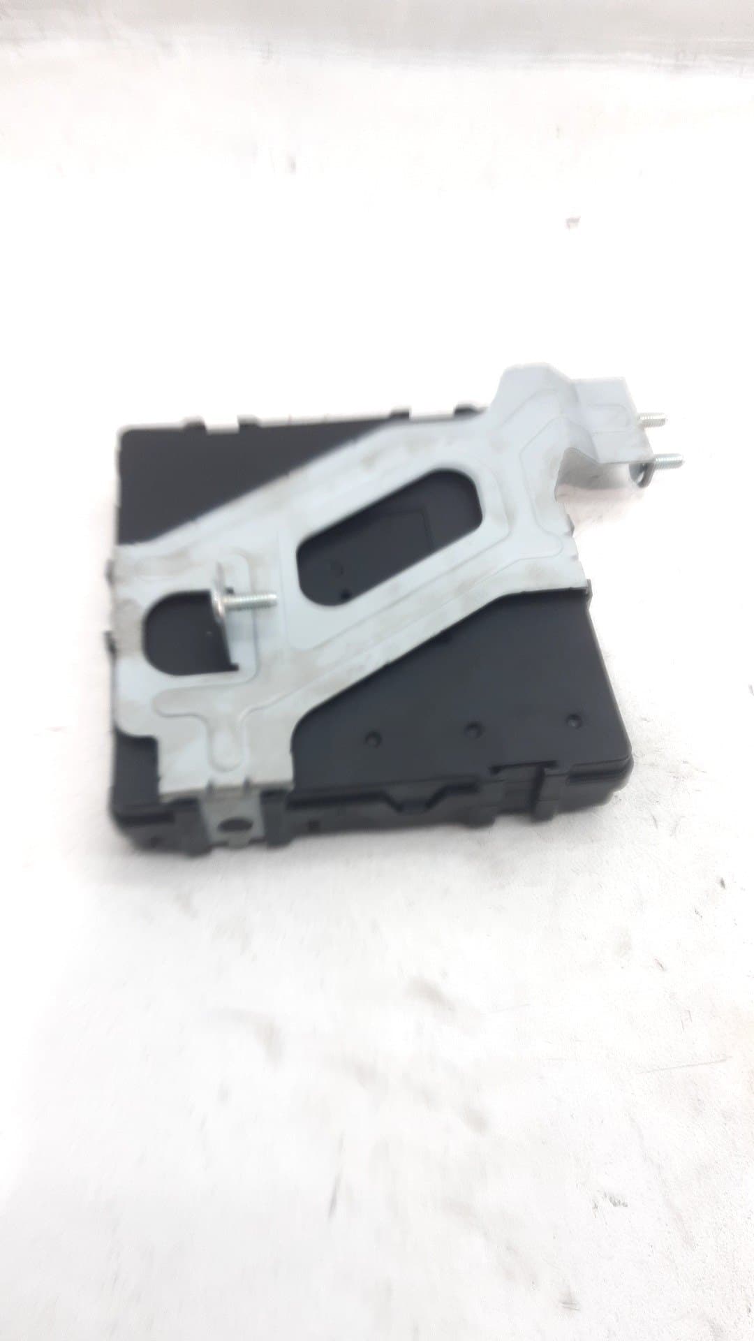 Recambio KIA STONIC ref. 954B0H8820 2