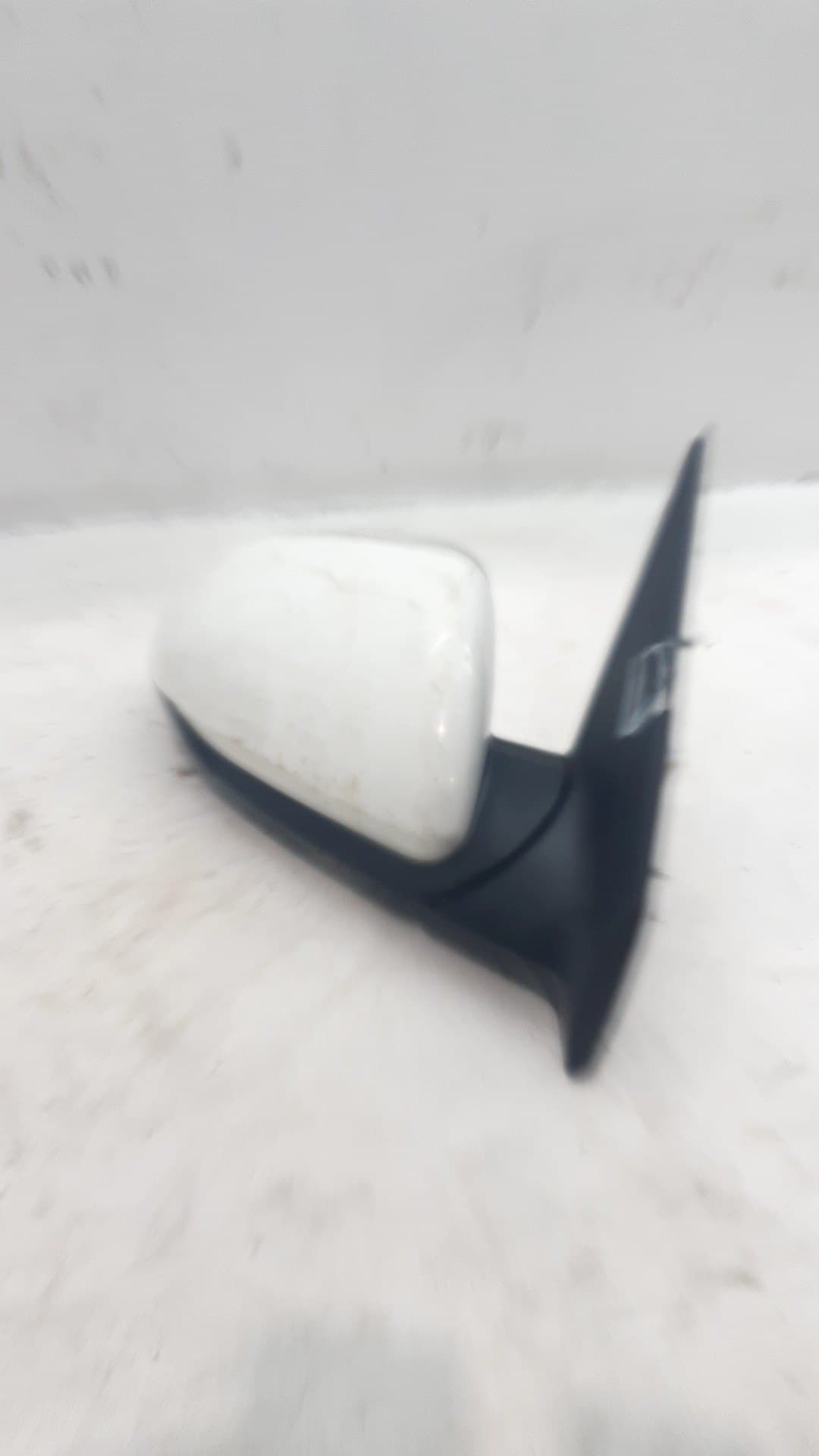 Retrovisor derecho KIA STONIC 3