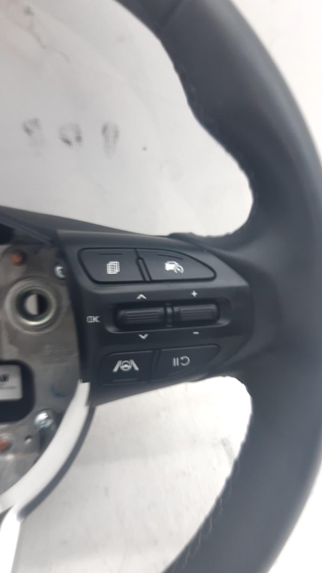 Volante KIA STONIC 3