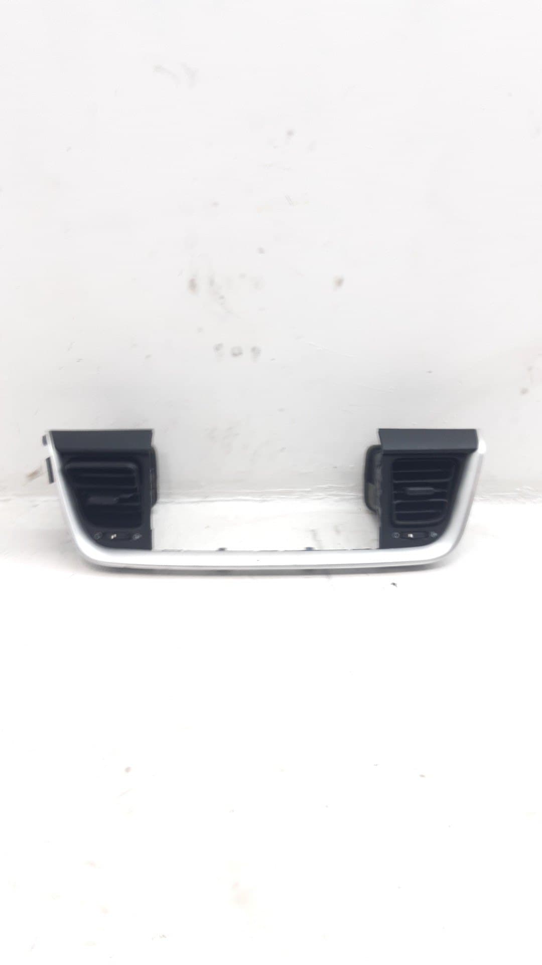 Recambio KIA STONIC ref. 84740H8AA0WK