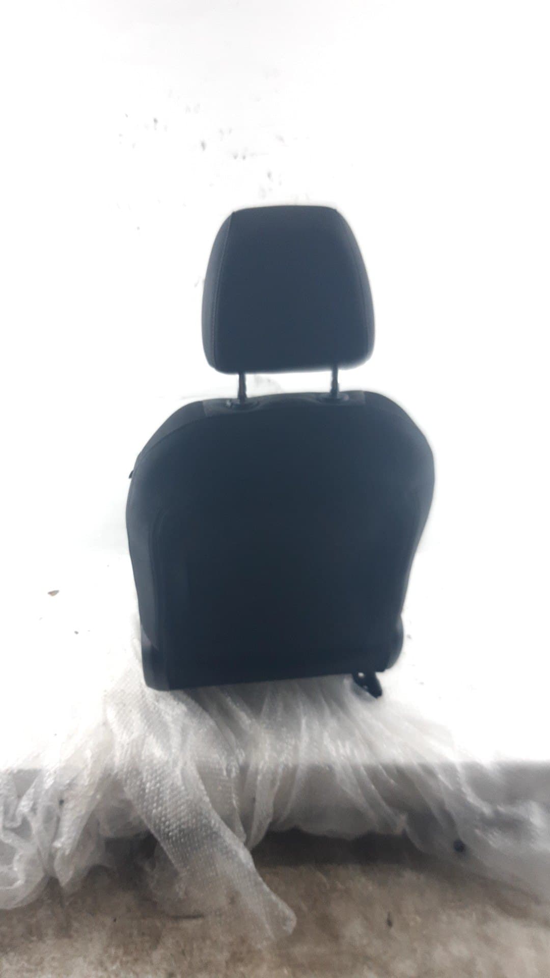 Asiento delantero izquierdo KIA STONIC 2