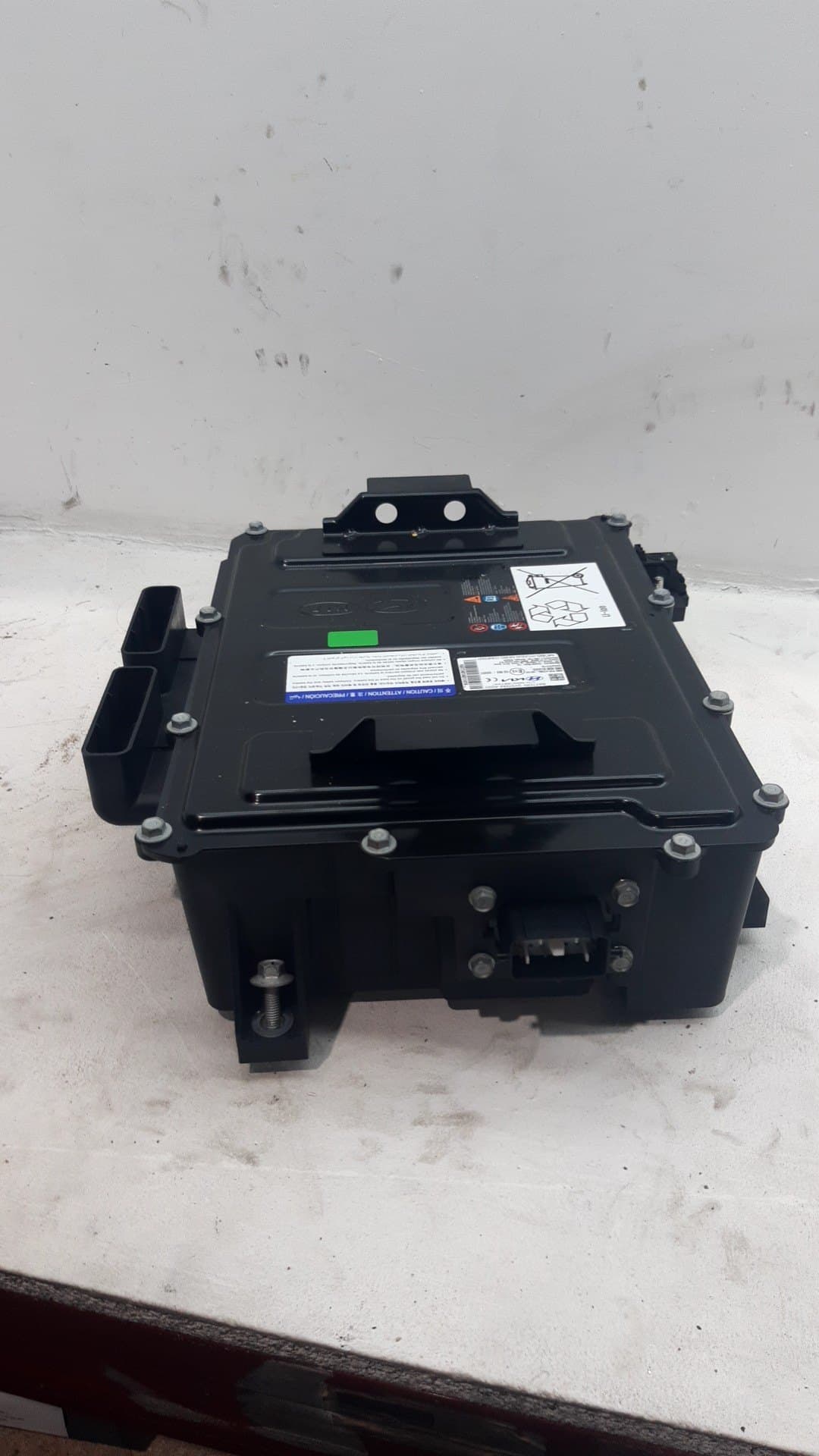 Recambio KIA STONIC ref. 375M0G4000 3