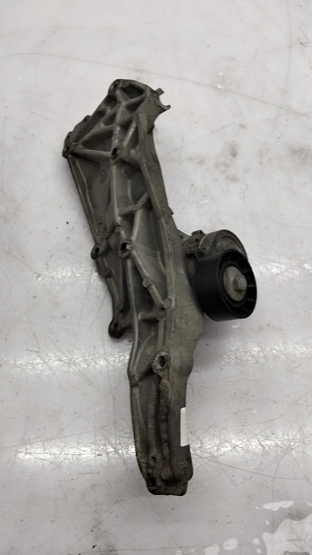 Soporte alternador FORD MONDEO TURN. 2