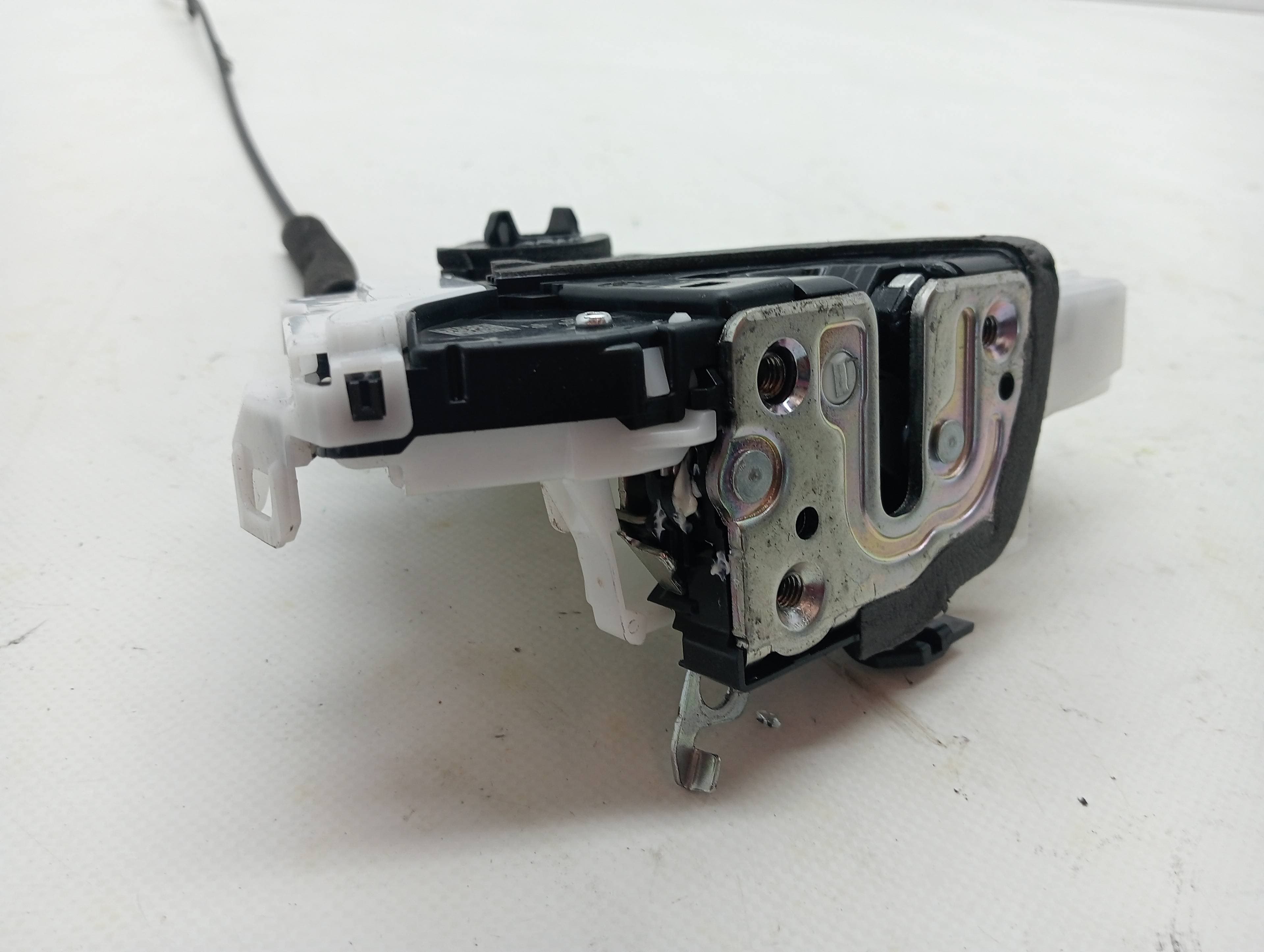 Cerradura puerta delantera derecha NISSAN JUKE (F16) 2