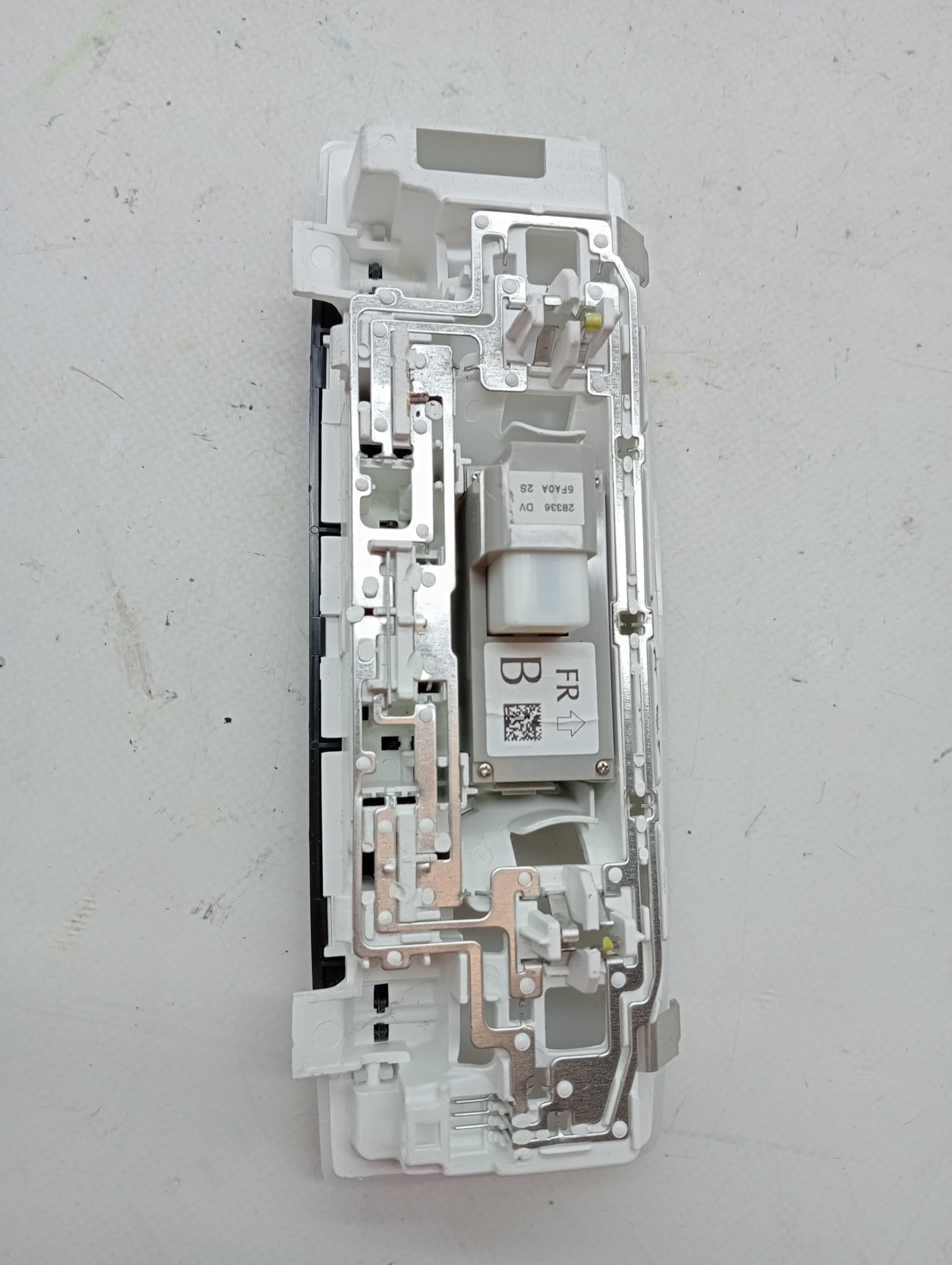 Luz interior NISSAN JUKE (F16) 3