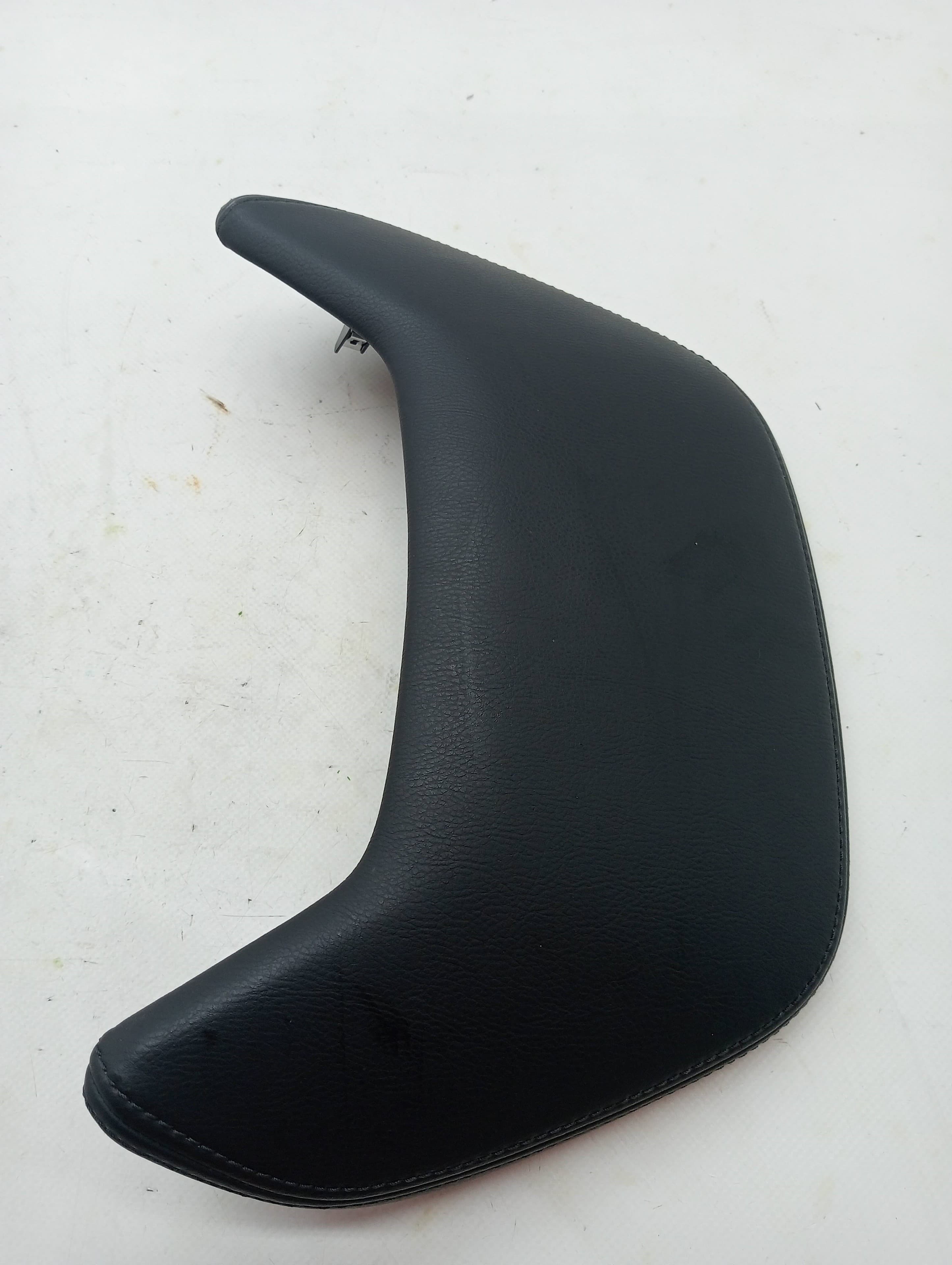 Plastico NISSAN JUKE (F16) 2