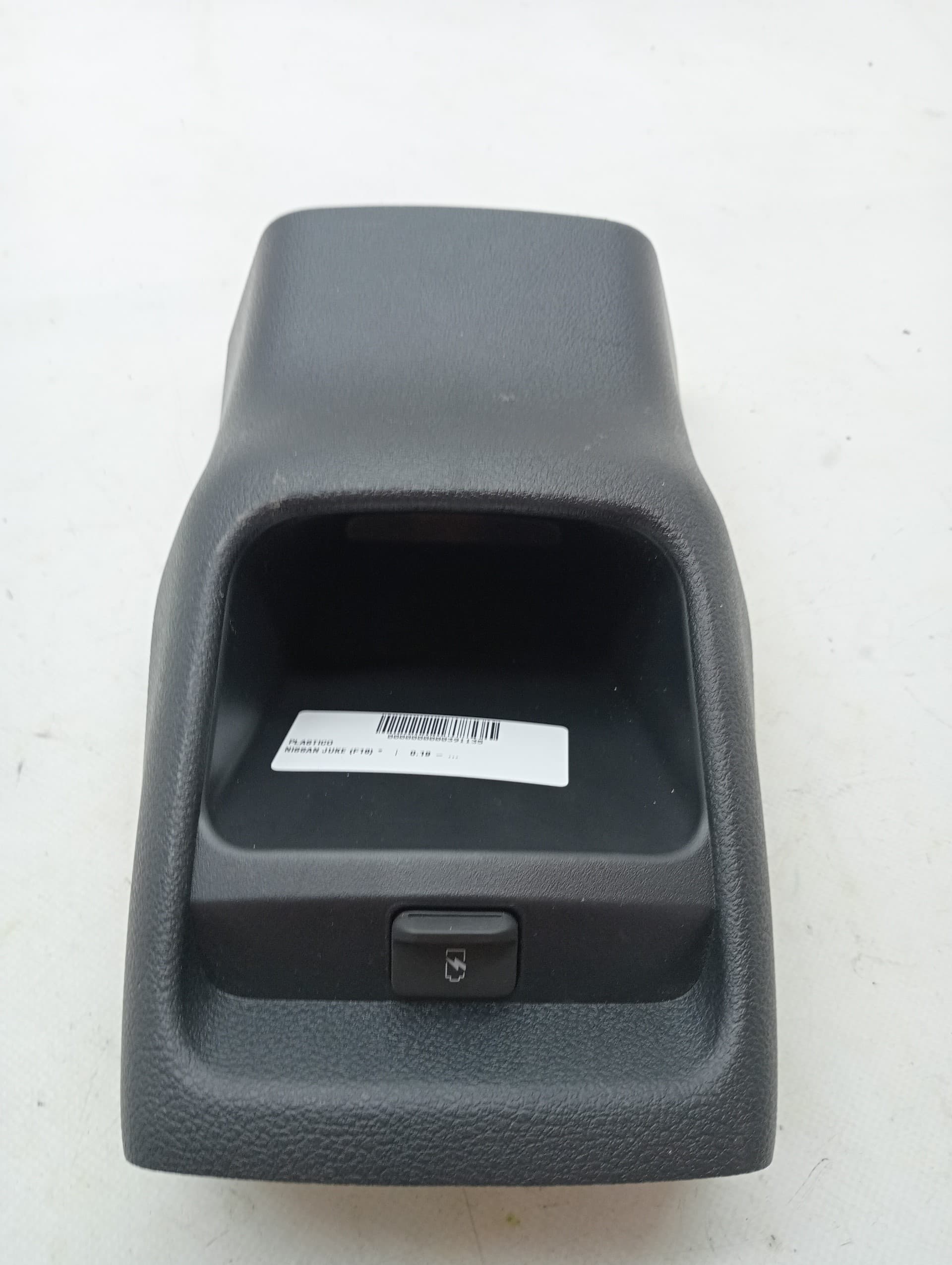 Plastico NISSAN JUKE (F16) 3