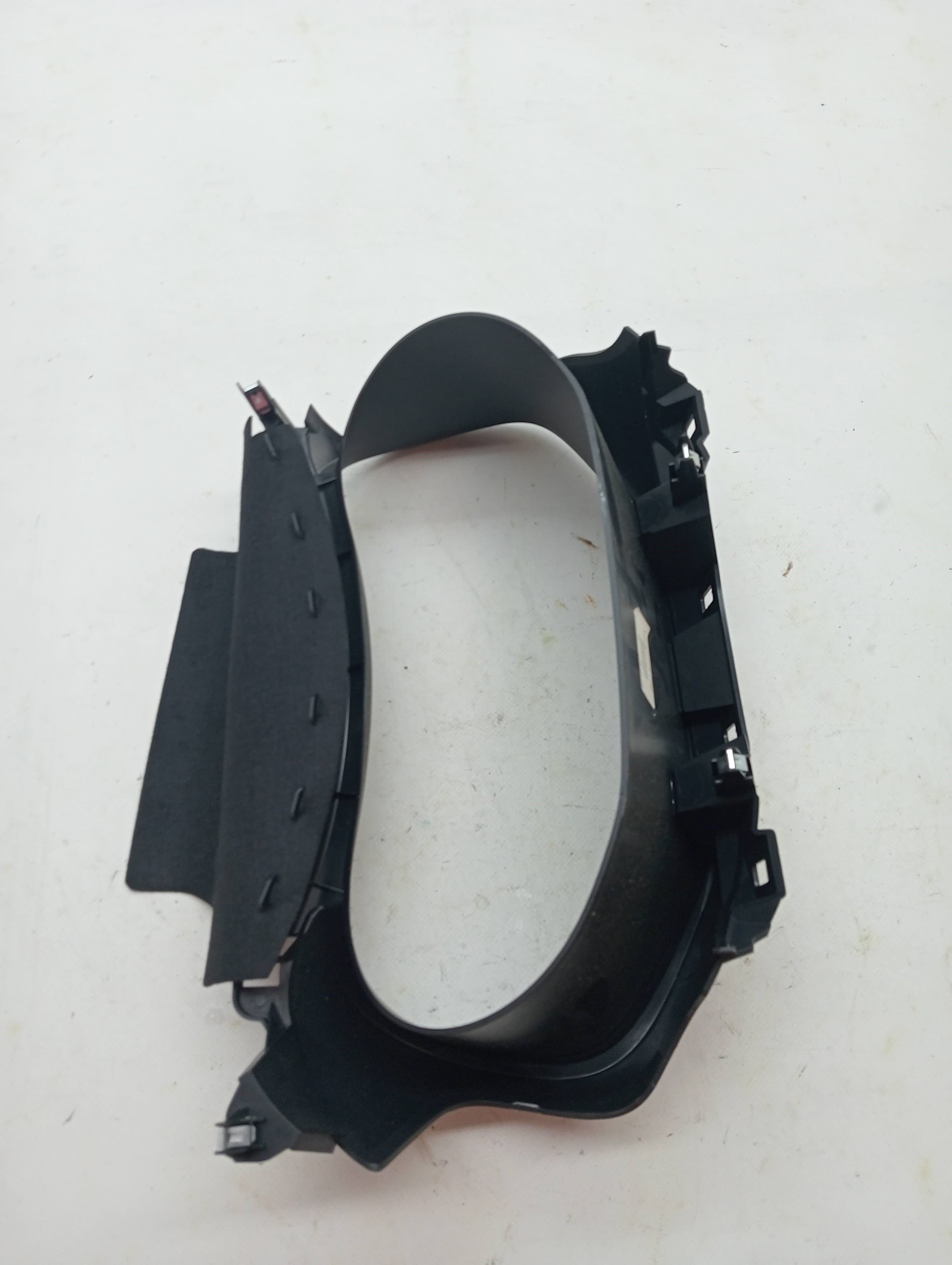 Plastico NISSAN JUKE (F16) 4