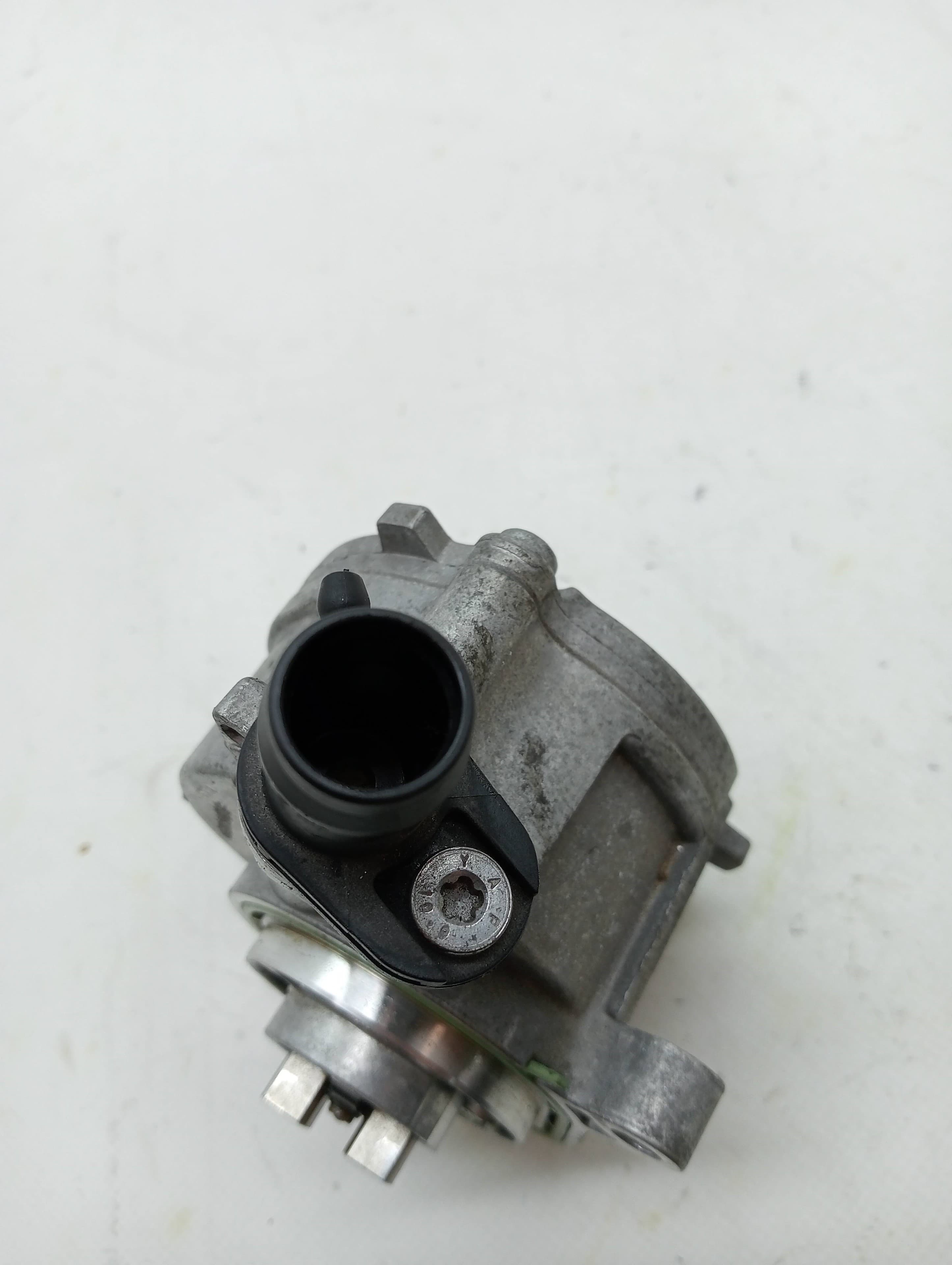 Depresor freno / bomba vacio NISSAN JUKE (F16) 2