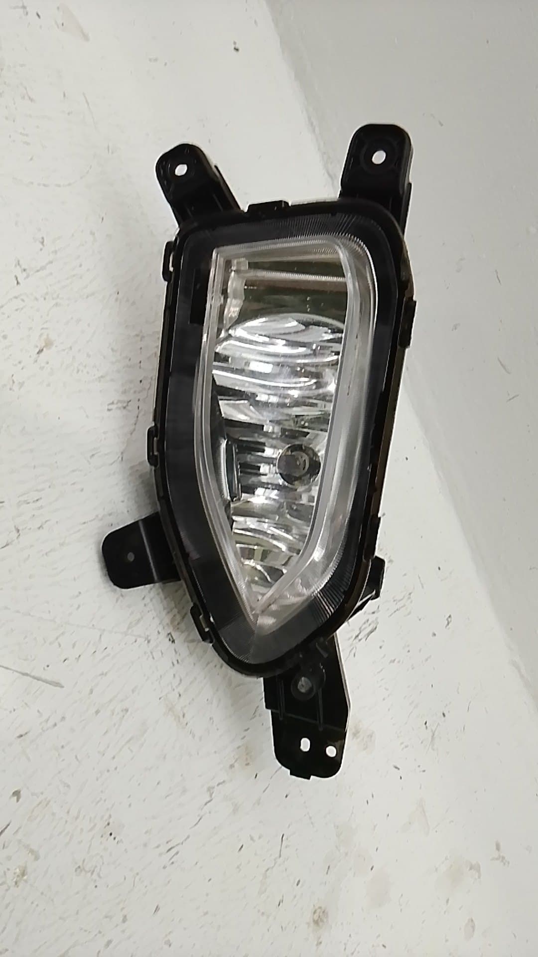 Faro antiniebla derecho HYUNDAI KONA