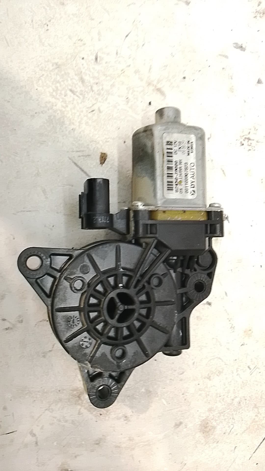 Motor elevalunas delantero izquierdo HYUNDAI KONA 4