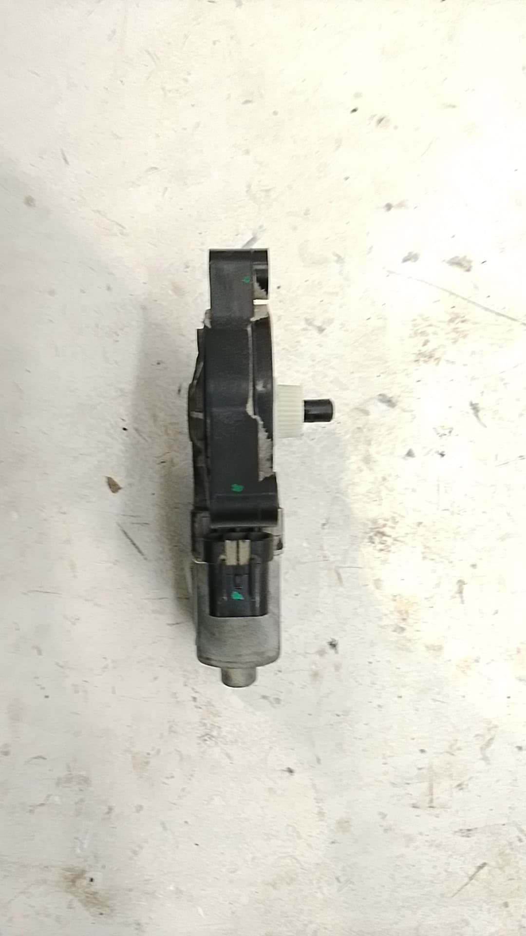 Motor elevalunas delantero izquierdo HYUNDAI KONA 2
