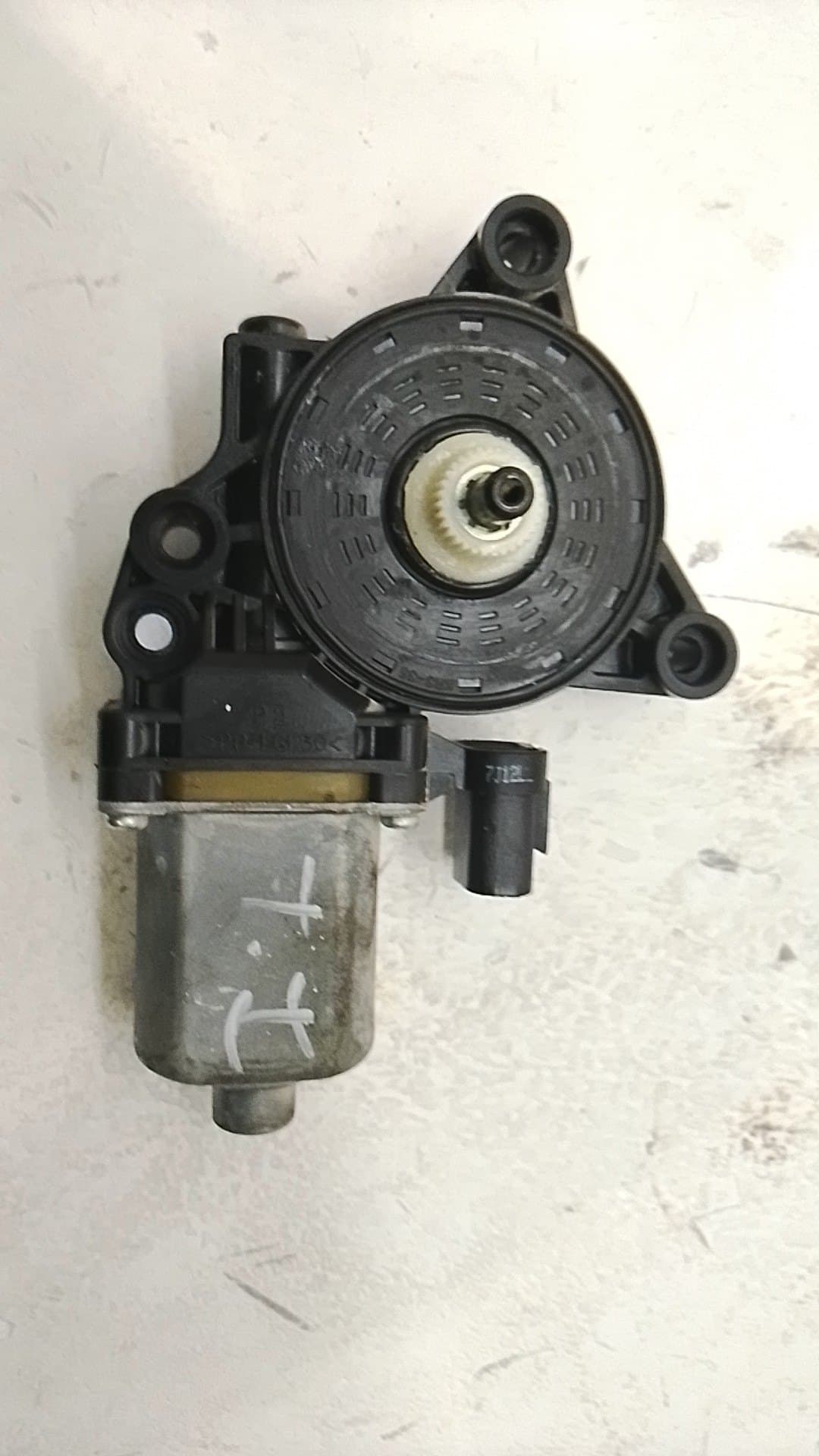 Motor elevalunas trasero izquierdo HYUNDAI KONA
