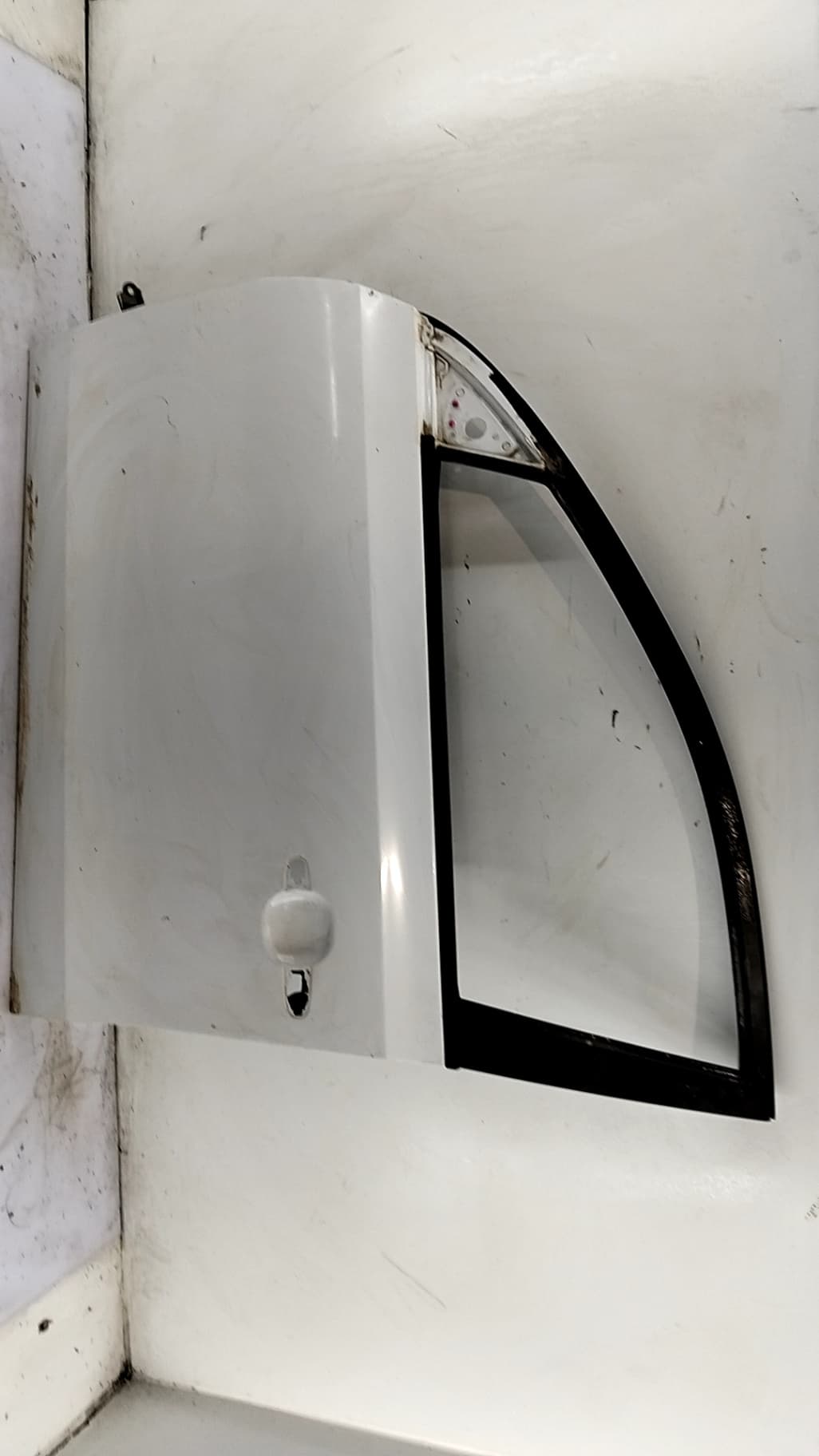 Puerta delantera izquierda HYUNDAI I30 STATION WAGON (FD)