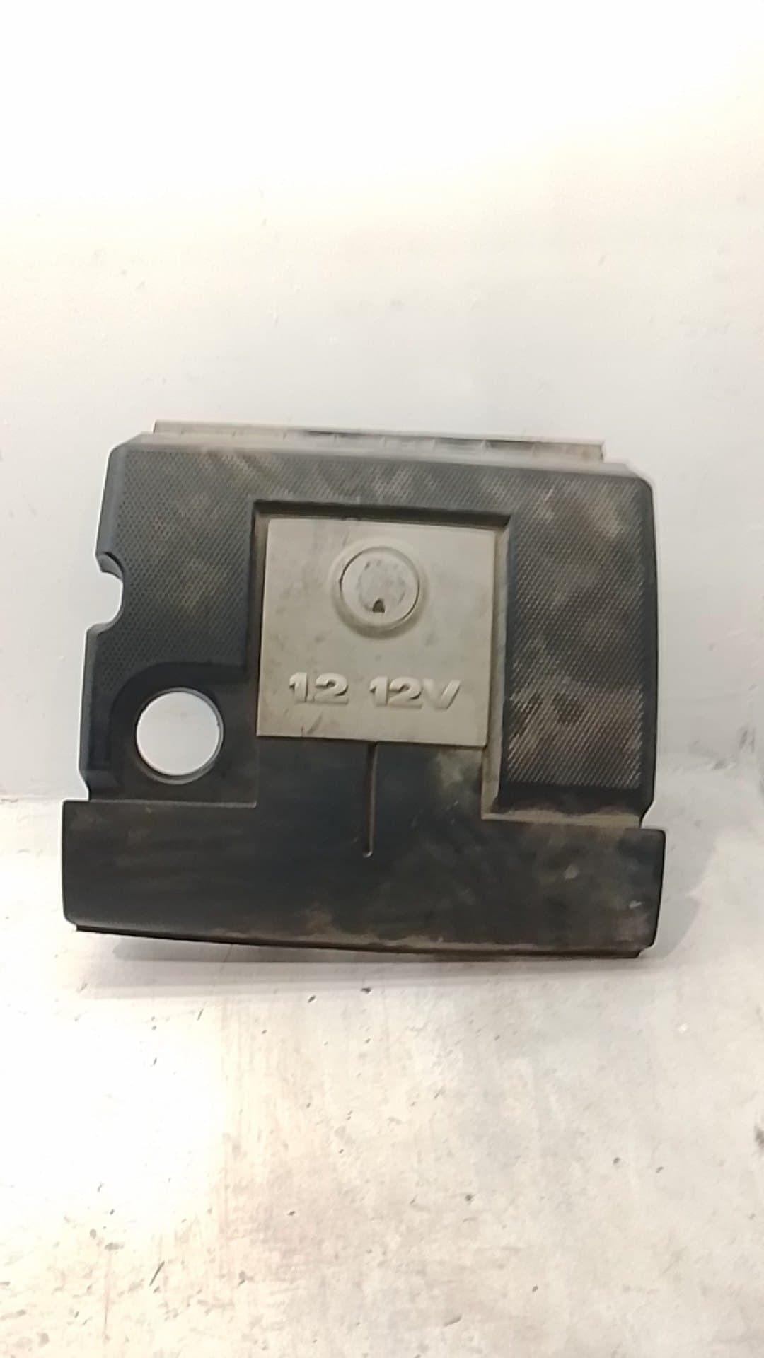 Tapa motor VOLKSWAGEN POLO (9N1)